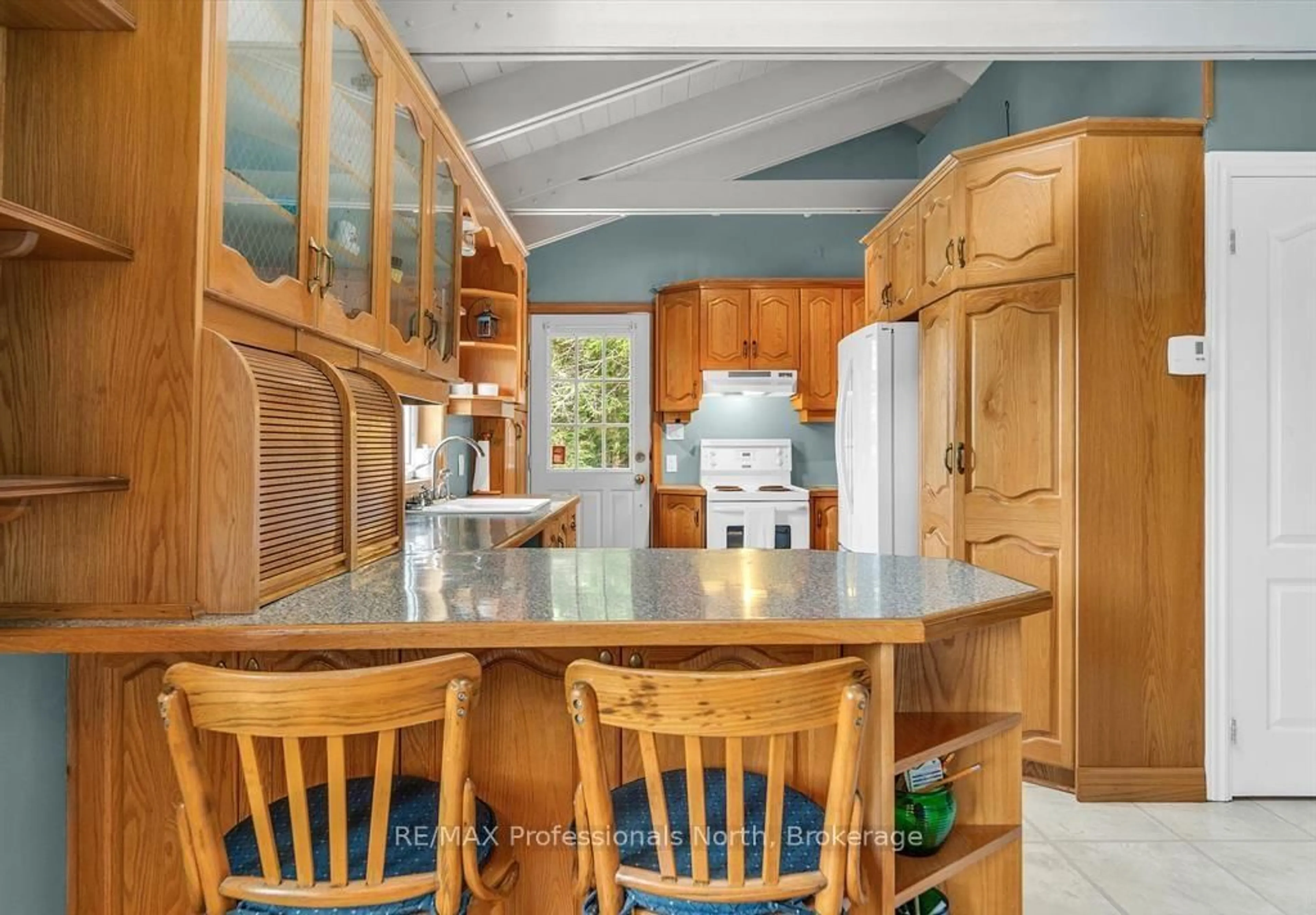 Unknown for 1014 Twilight Close Crt, Algonquin Highlands Ontario P0A 1E0