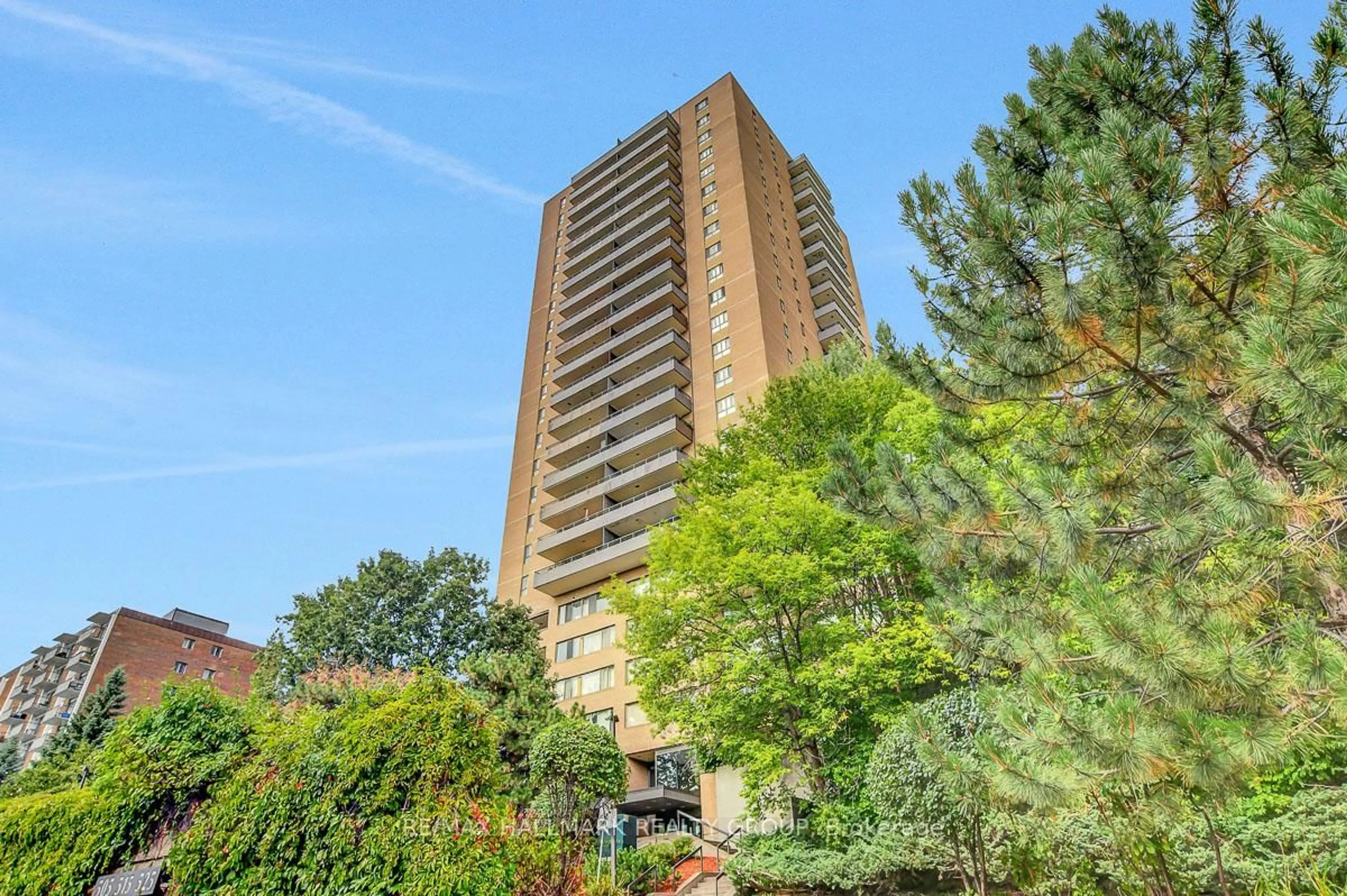 Unknown for 505 St Laurent Blvd #1902, Ottawa Ontario K1K 3X4