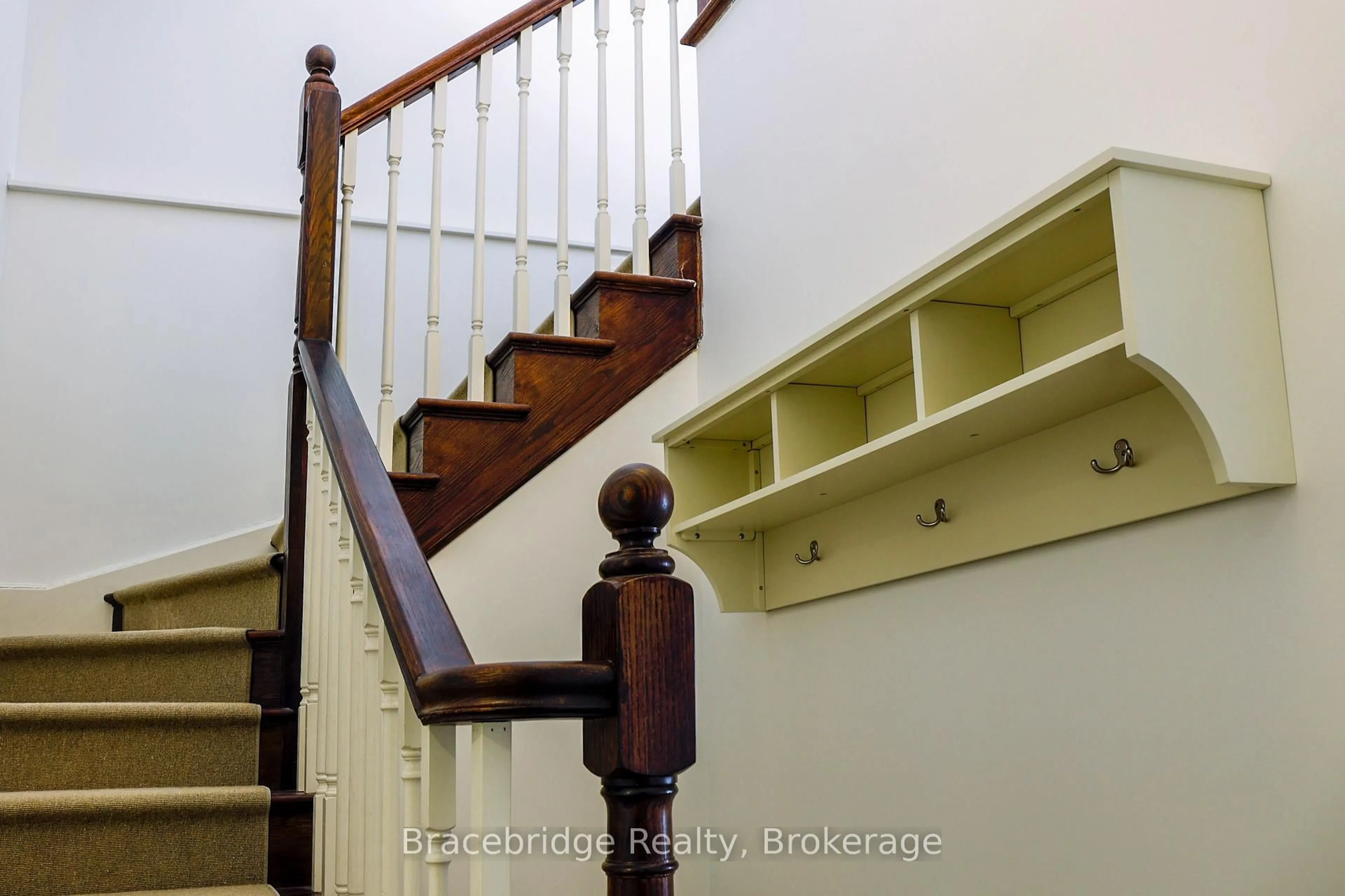 Stairs for 1869 Muskoka 118 Rd #A202-D1, Muskoka Lakes Ontario P1L 1W8