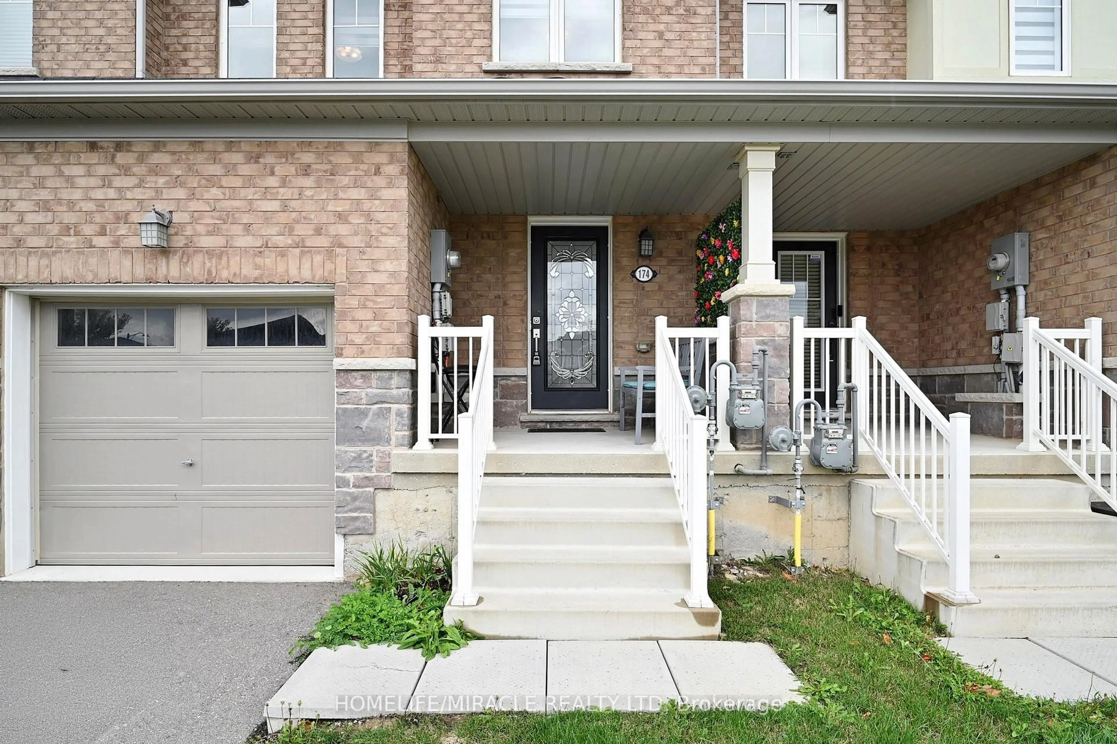 Home with brick exterior material, street for 174 MacLachlan Ave, Haldimand Ontario N3W 0E1