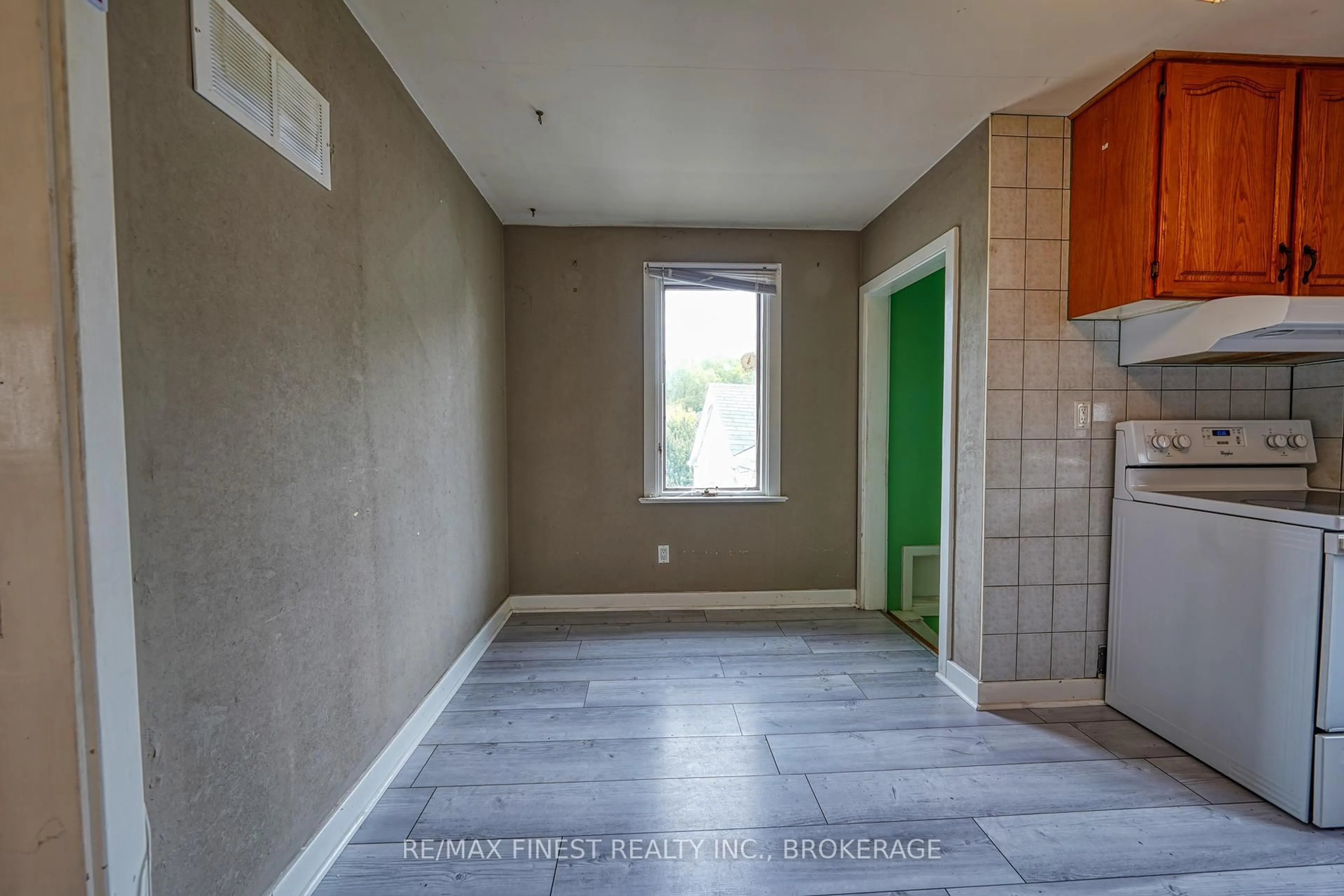 A pic of a room for 2073 Bath Rd, Kingston Ontario K7M 8V9