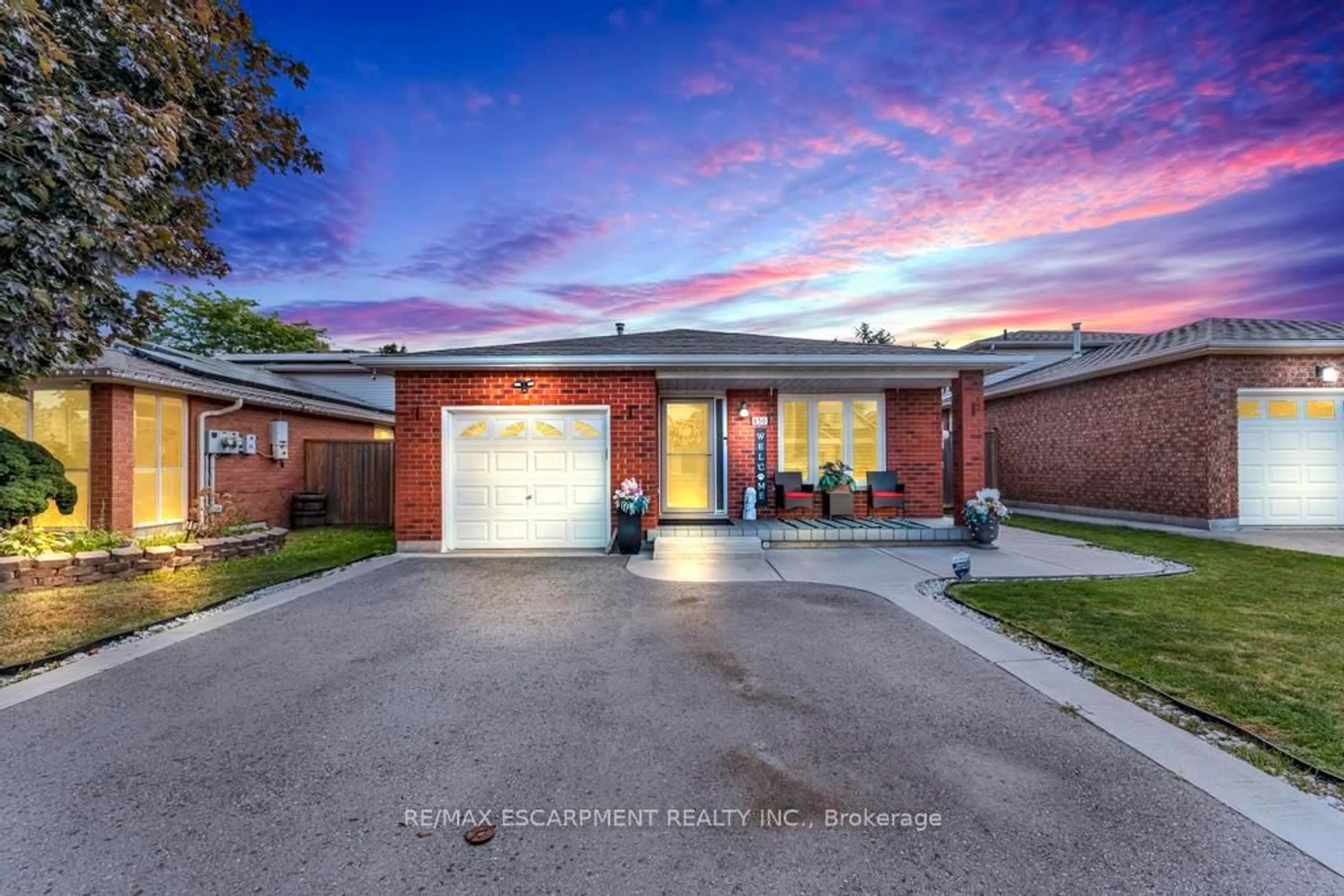Home with brick exterior material, street for 650 Acadia Dr, Hamilton Ontario L8W 3V1
