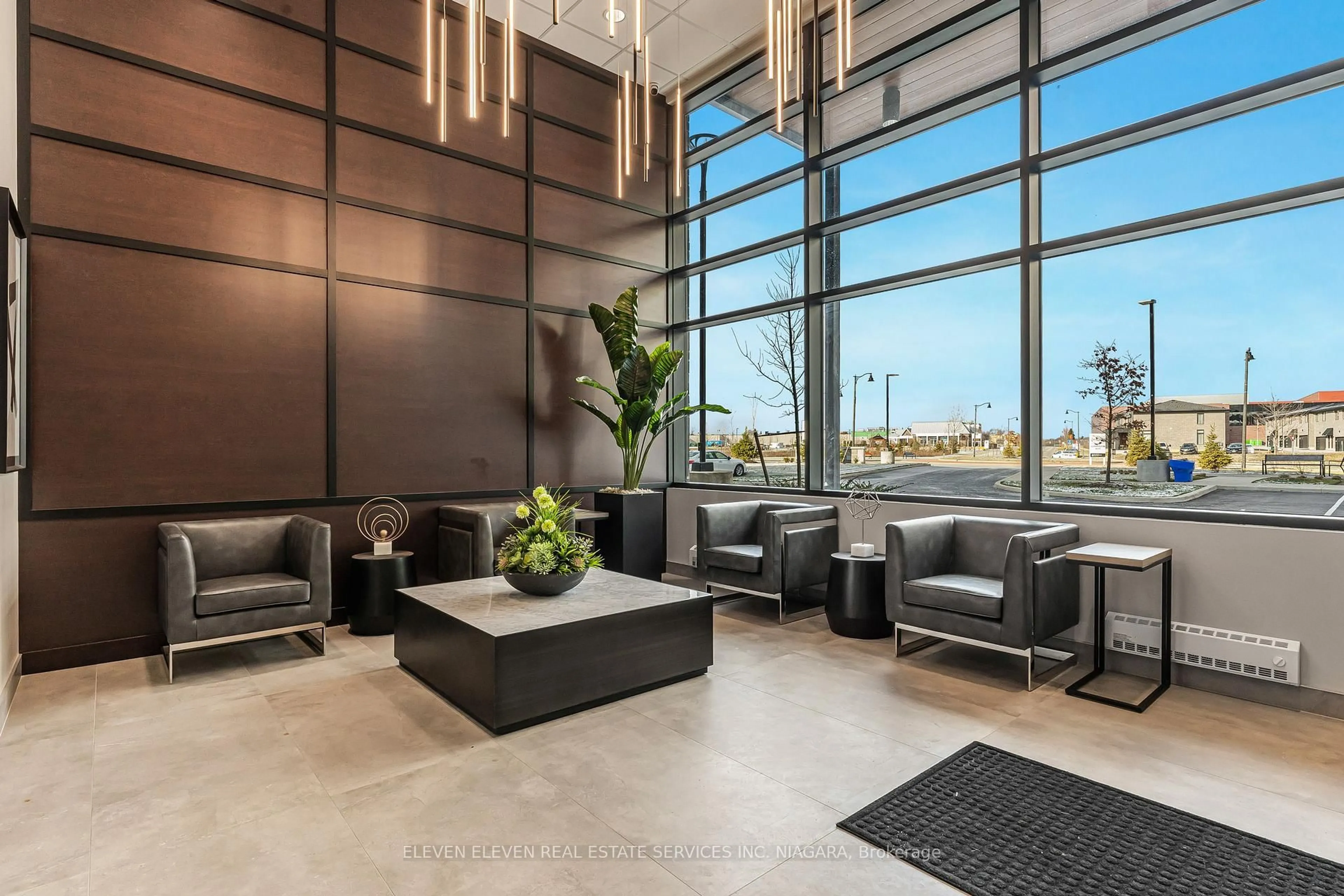 Lobby for 118 Summersides Blvd #402, Pelham Ontario L0S 1E1