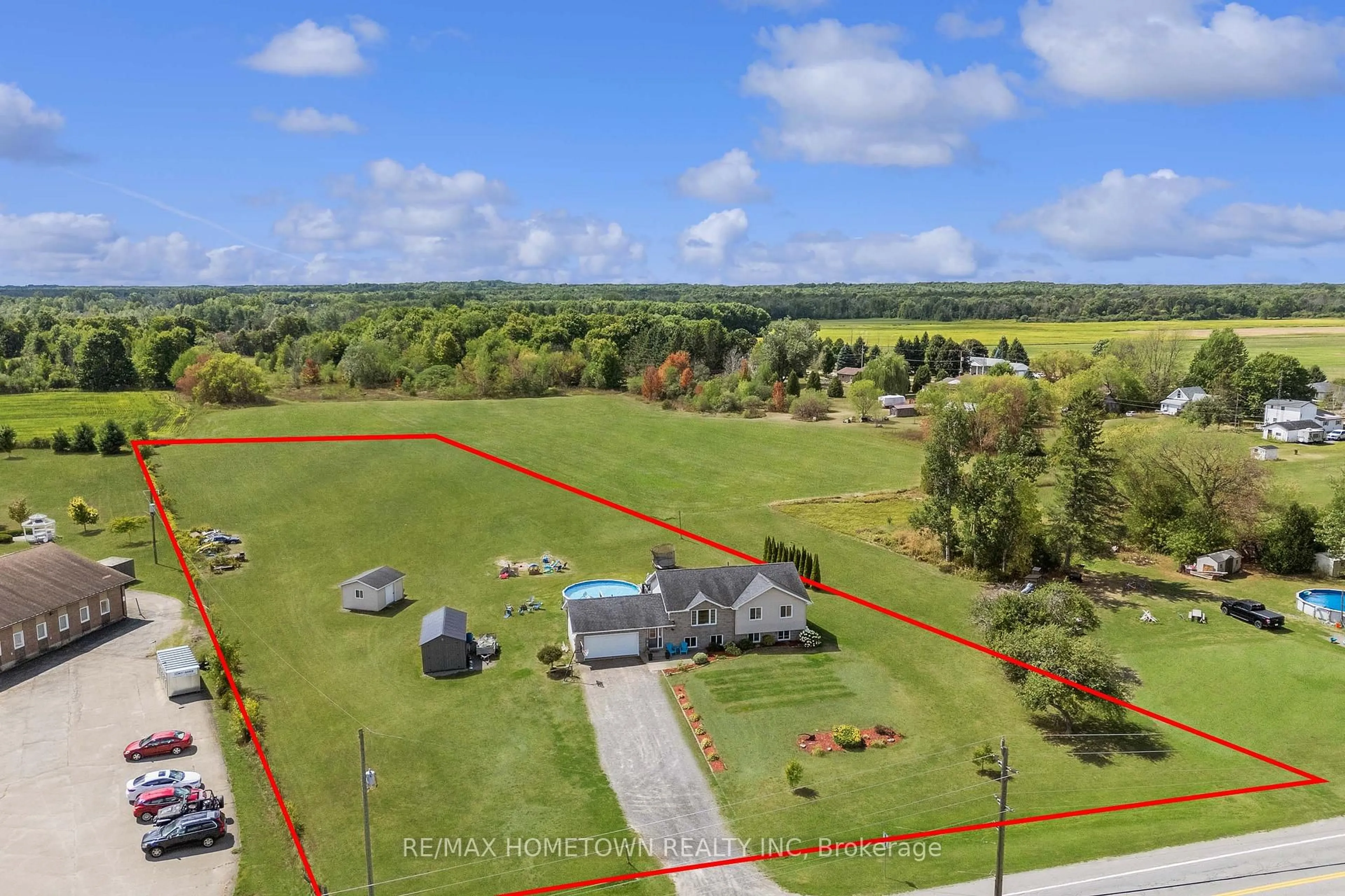 A pic from outside/outdoor area/front of a property/back of a property/a pic from drone, water/lake/river/ocean view for 4650 County Rd 15 Rd, Augusta Ontario K6V 5T2