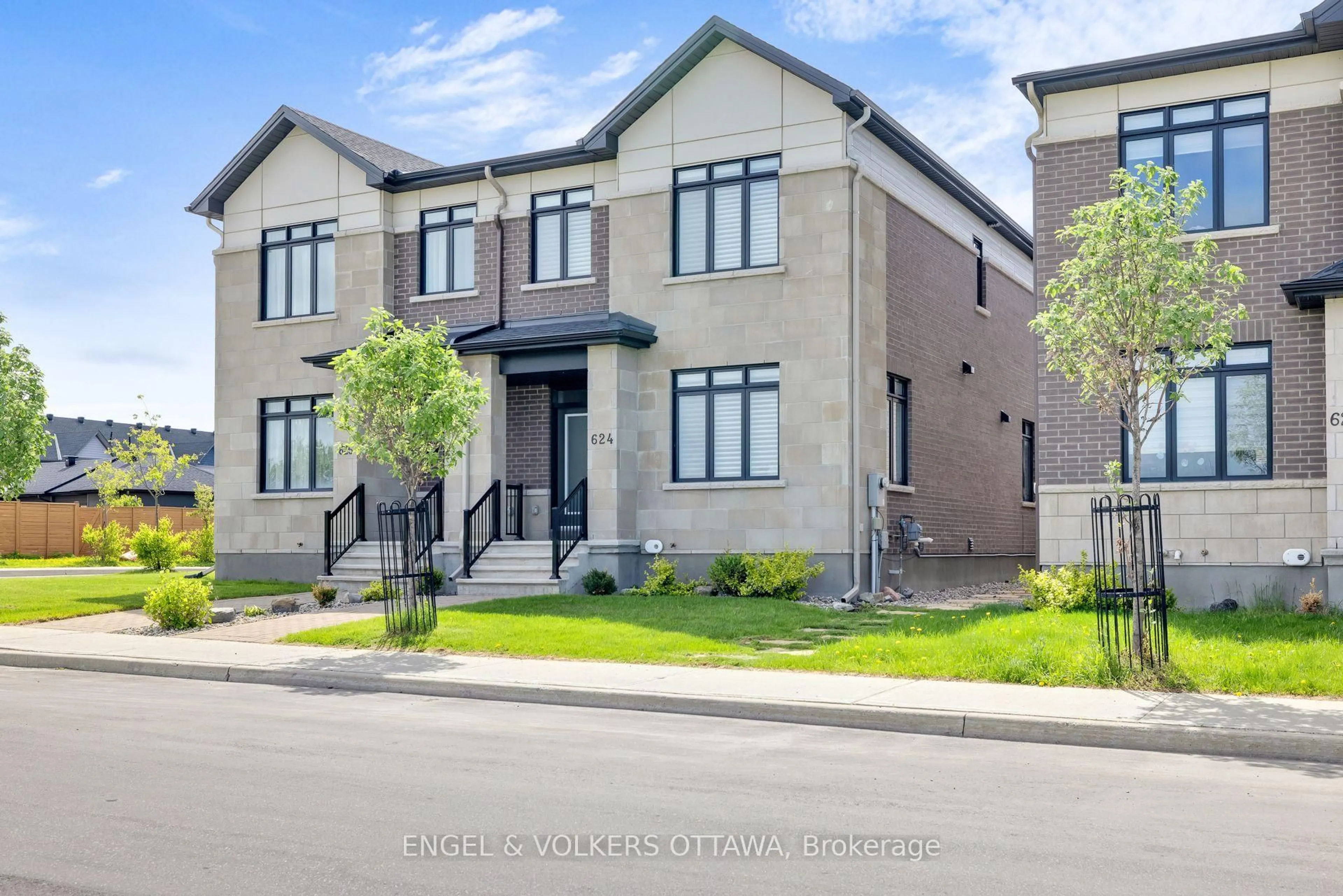 Home with brick exterior material, street for 624 Mikinak Rd, Ottawa Ontario K1K 3X7