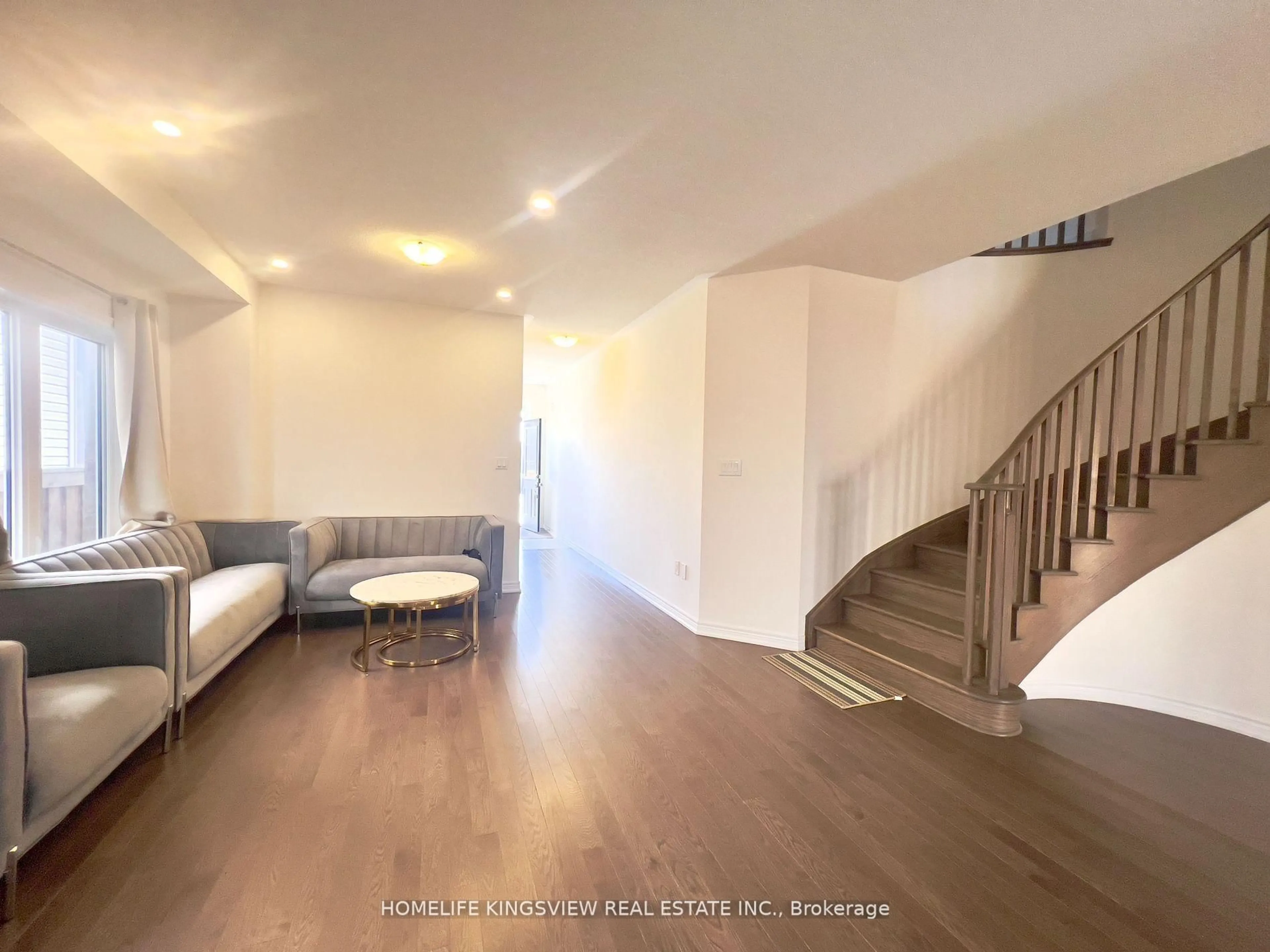 A pic of a room for 708 Gilmour Cres, Shelburne Ontario L9V 3X3