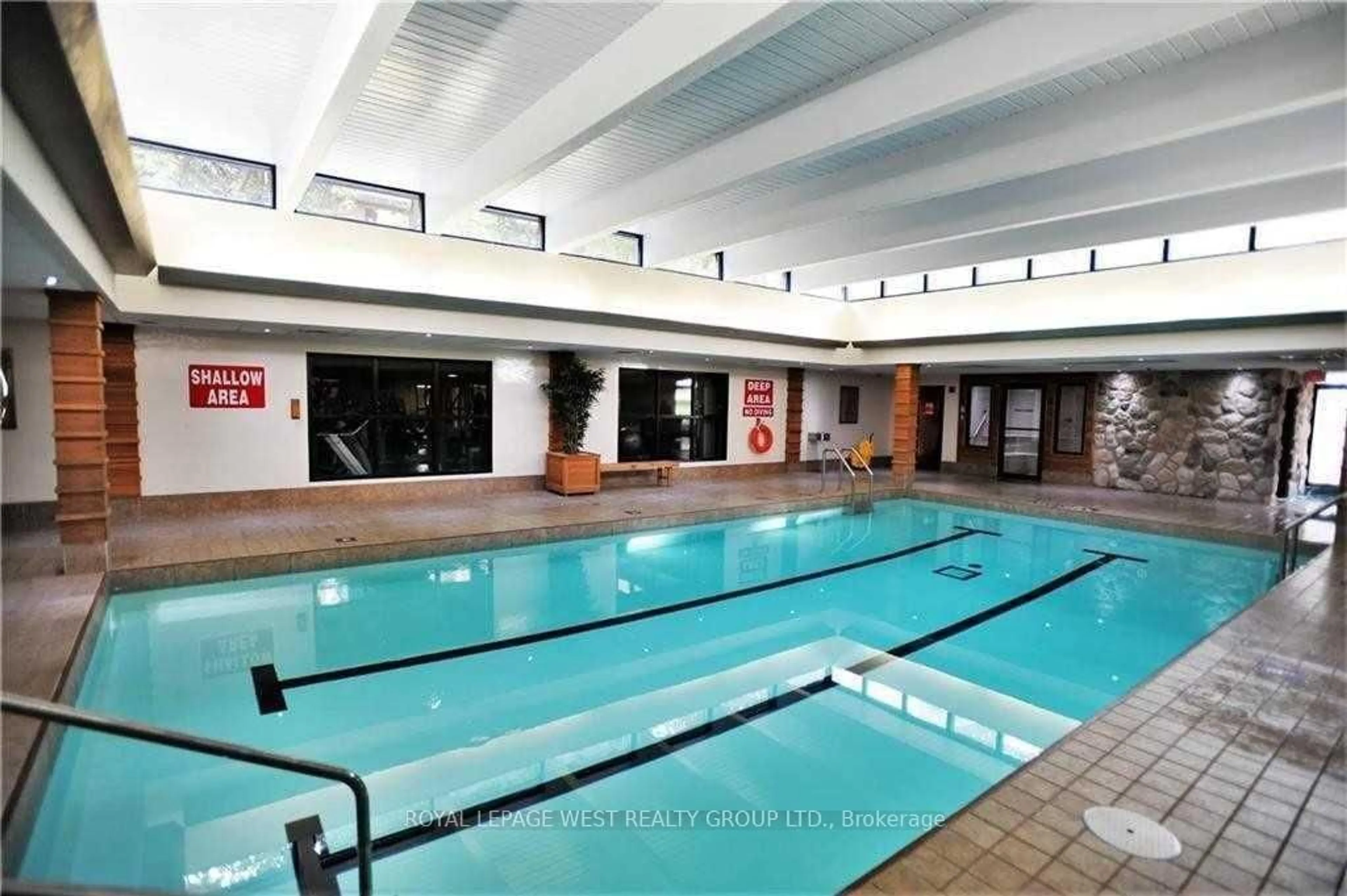 Pool for 150 Charlton Ave #1801, Hamilton Ontario L8N 3X3