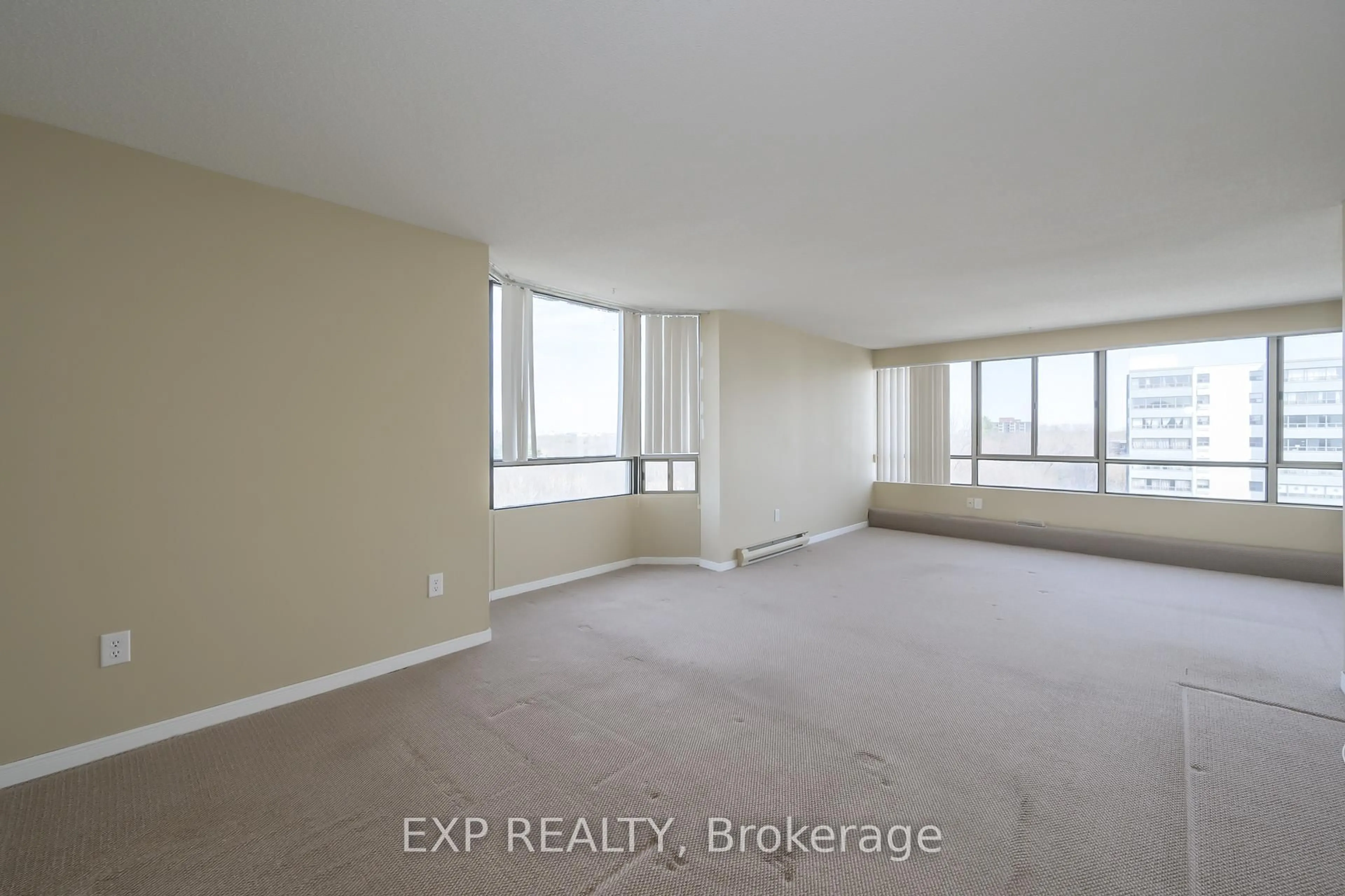 A pic of a room for 570 PROUDFOOT Lane #910, London North Ontario N6H 4Z1