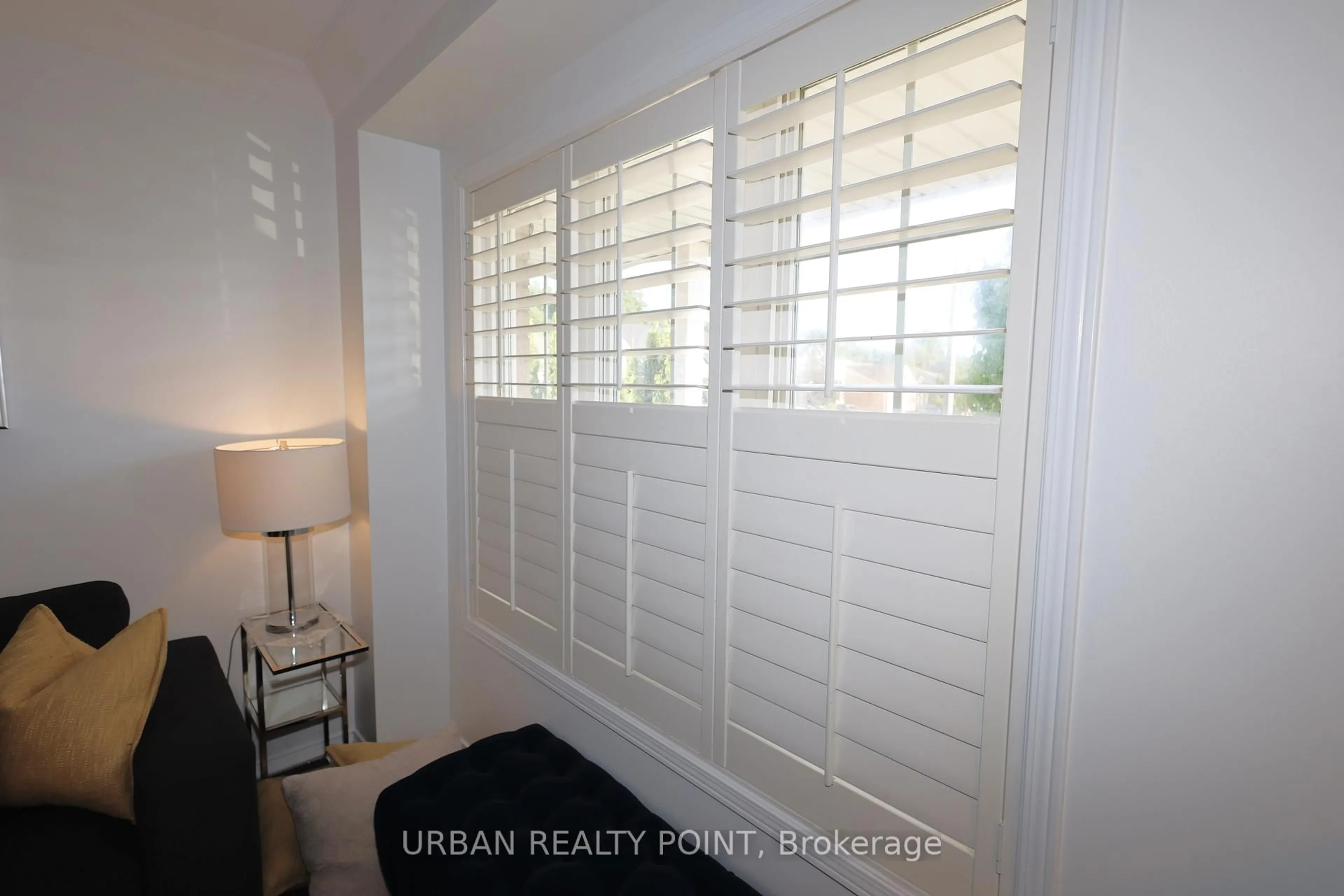Indoor entryway for 23 Jones Lane, Brantford Ontario N3T 0B1