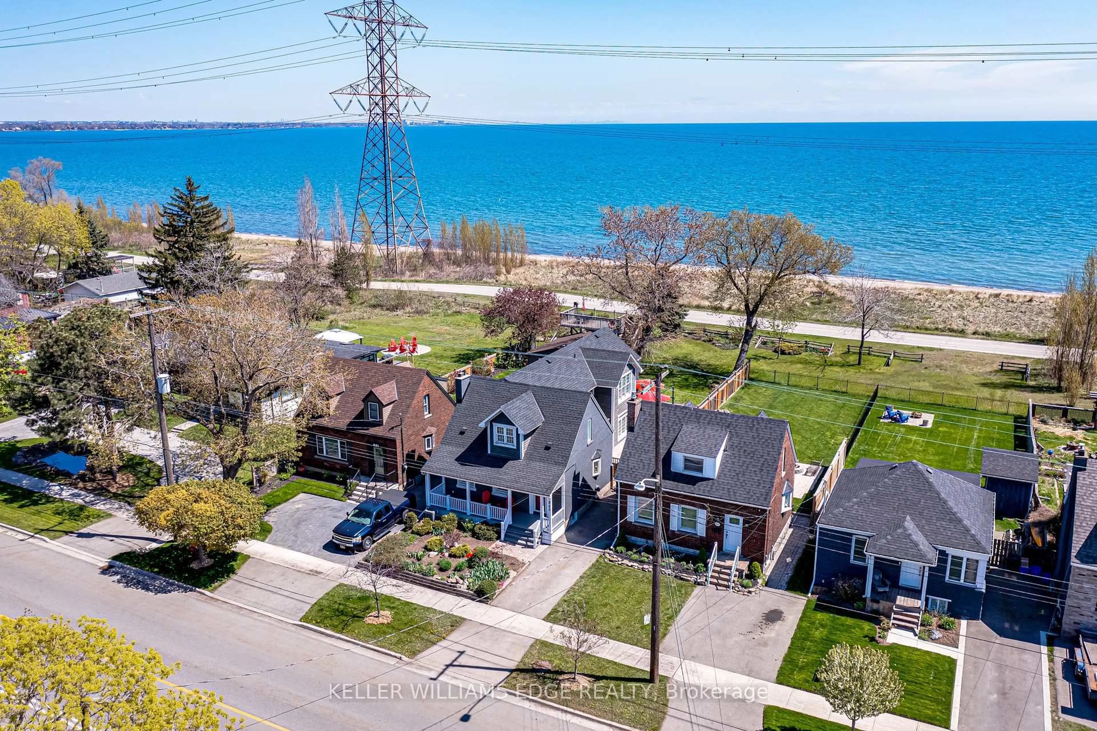 A pic from outside/outdoor area/front of a property/back of a property/a pic from drone, water/lake/river/ocean view for 849 Beach Blvd, Hamilton Ontario L8H 6Z5
