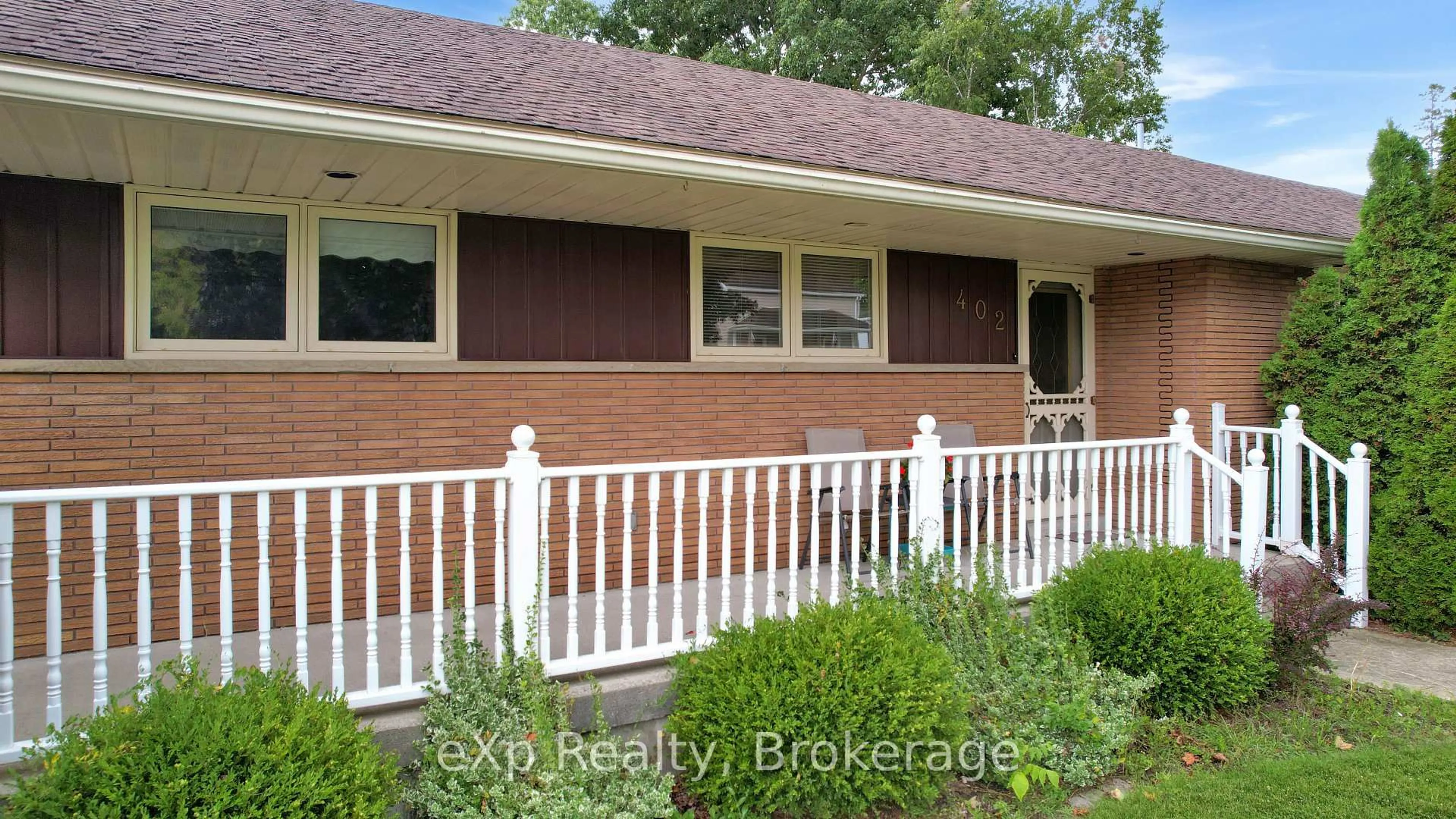 Home with vinyl exterior material, street for 402 Mary St, West Grey Ontario N0G 1C0