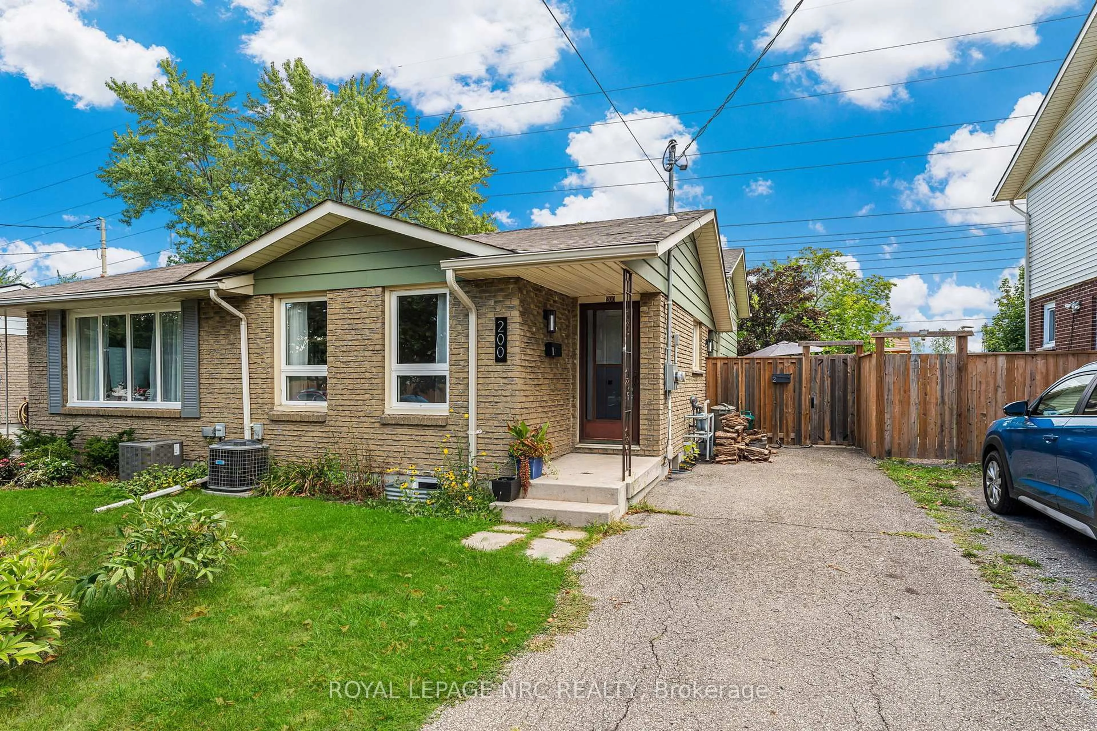 Home with brick exterior material, street for 200 St Augustine Dr, St. Catharines Ontario L2P 3P8