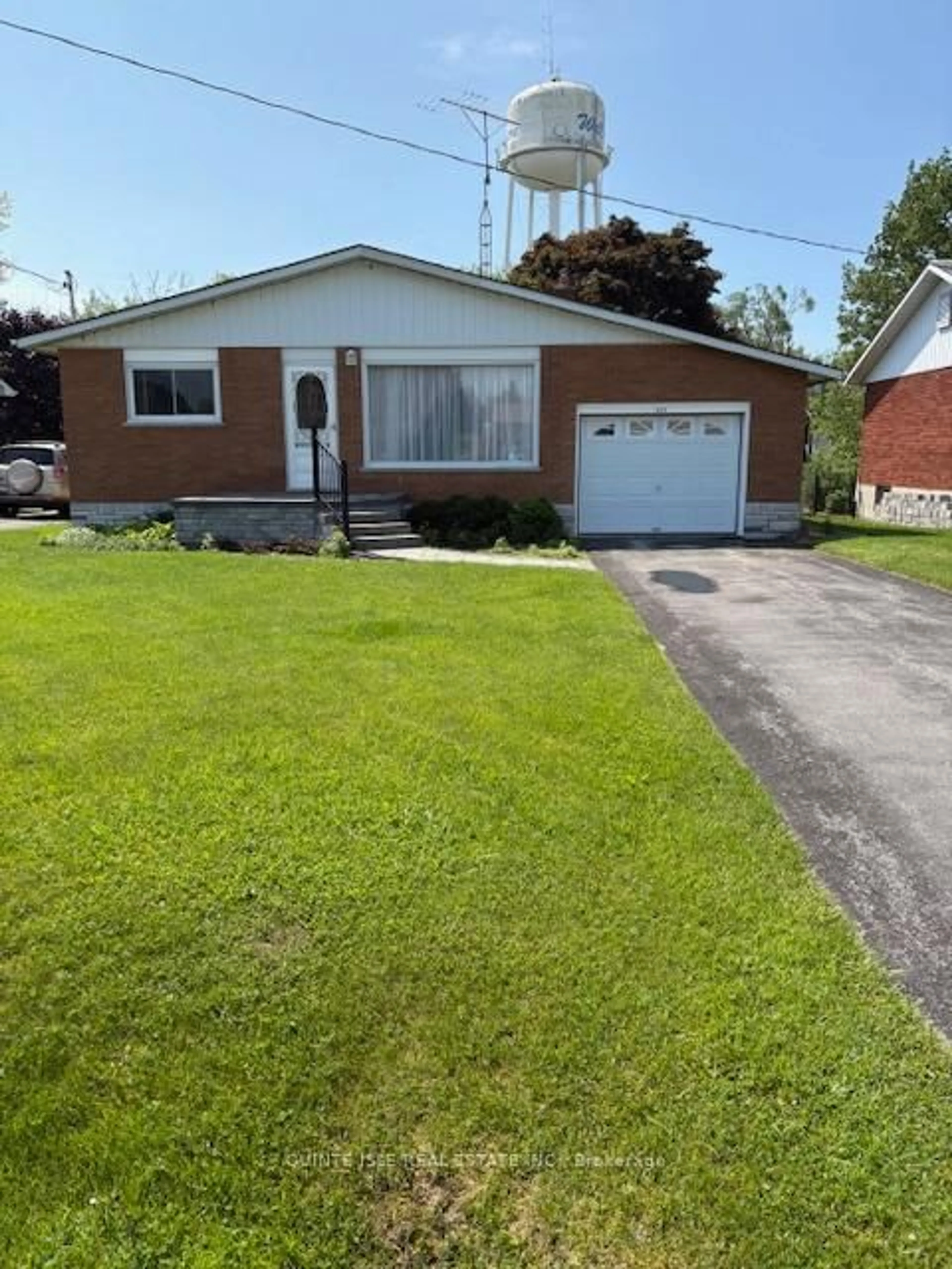 Unknown for 201 NILES ST St, Prince Edward County Ontario K0K 3L0