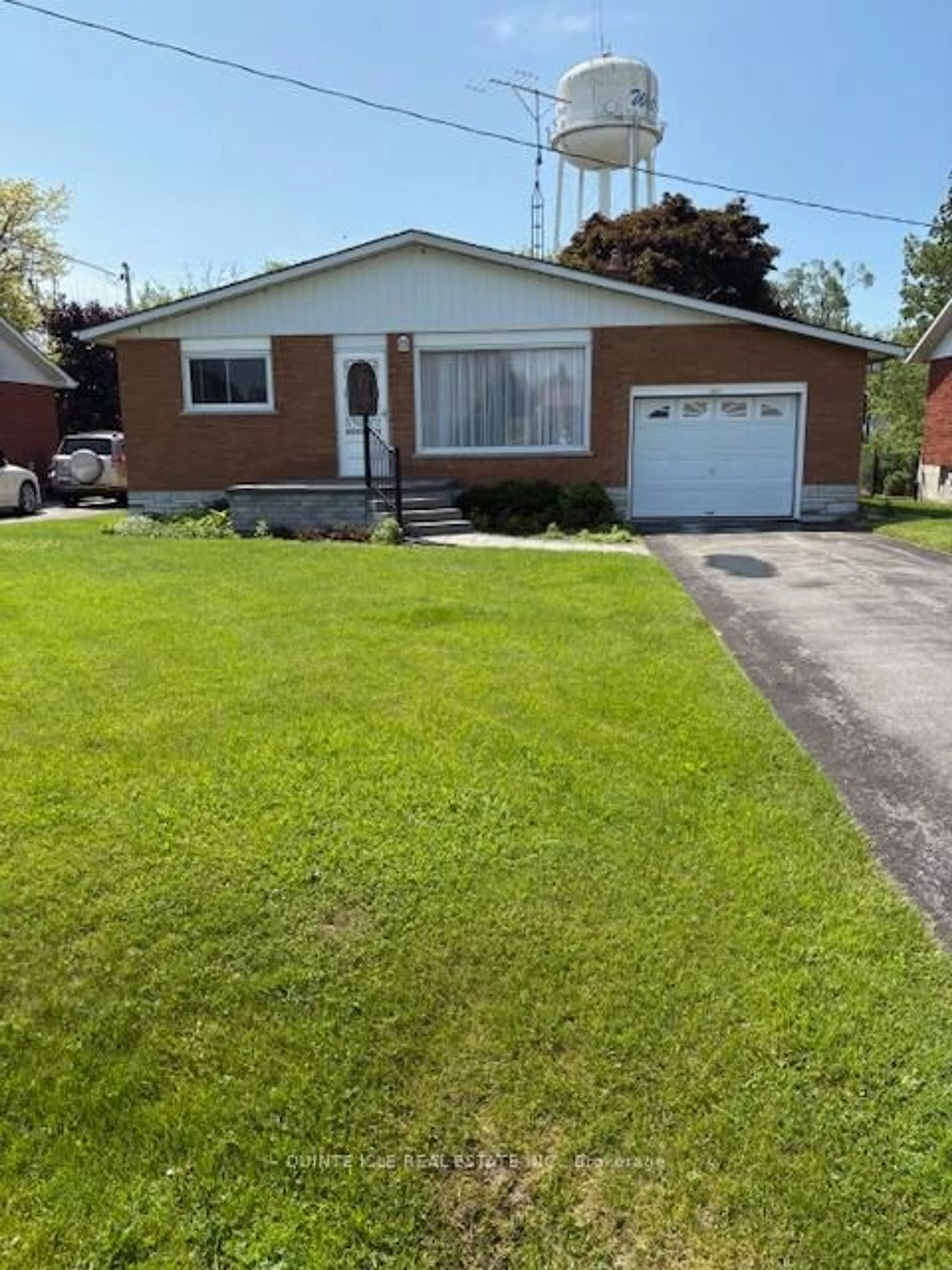 Unknown for 201 NILES ST St, Prince Edward County Ontario K0K 3L0