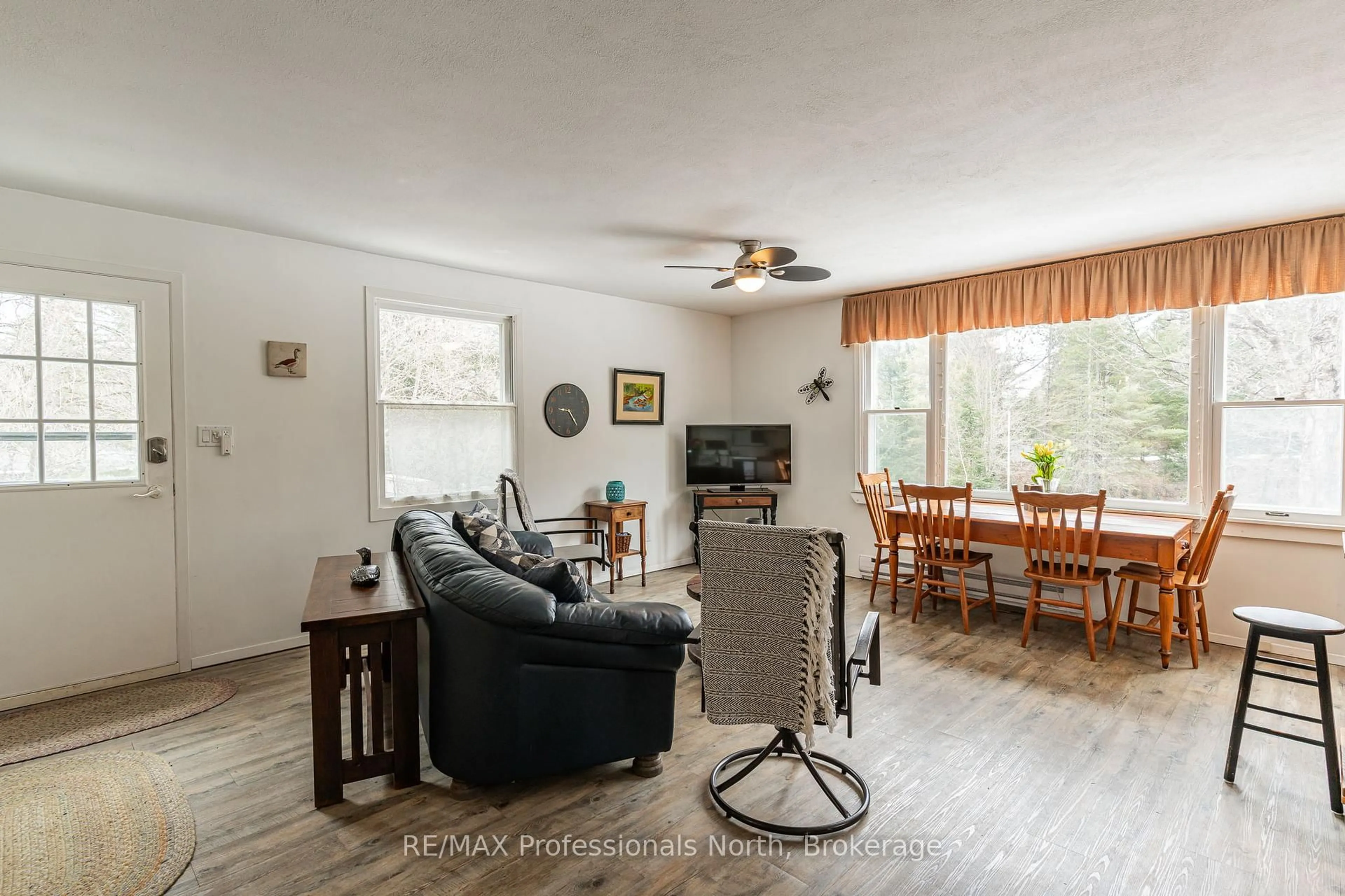 Living room with furniture, unknown for 1010 Sturgeon Dr, Minden Hills Ontario K0M 2K0