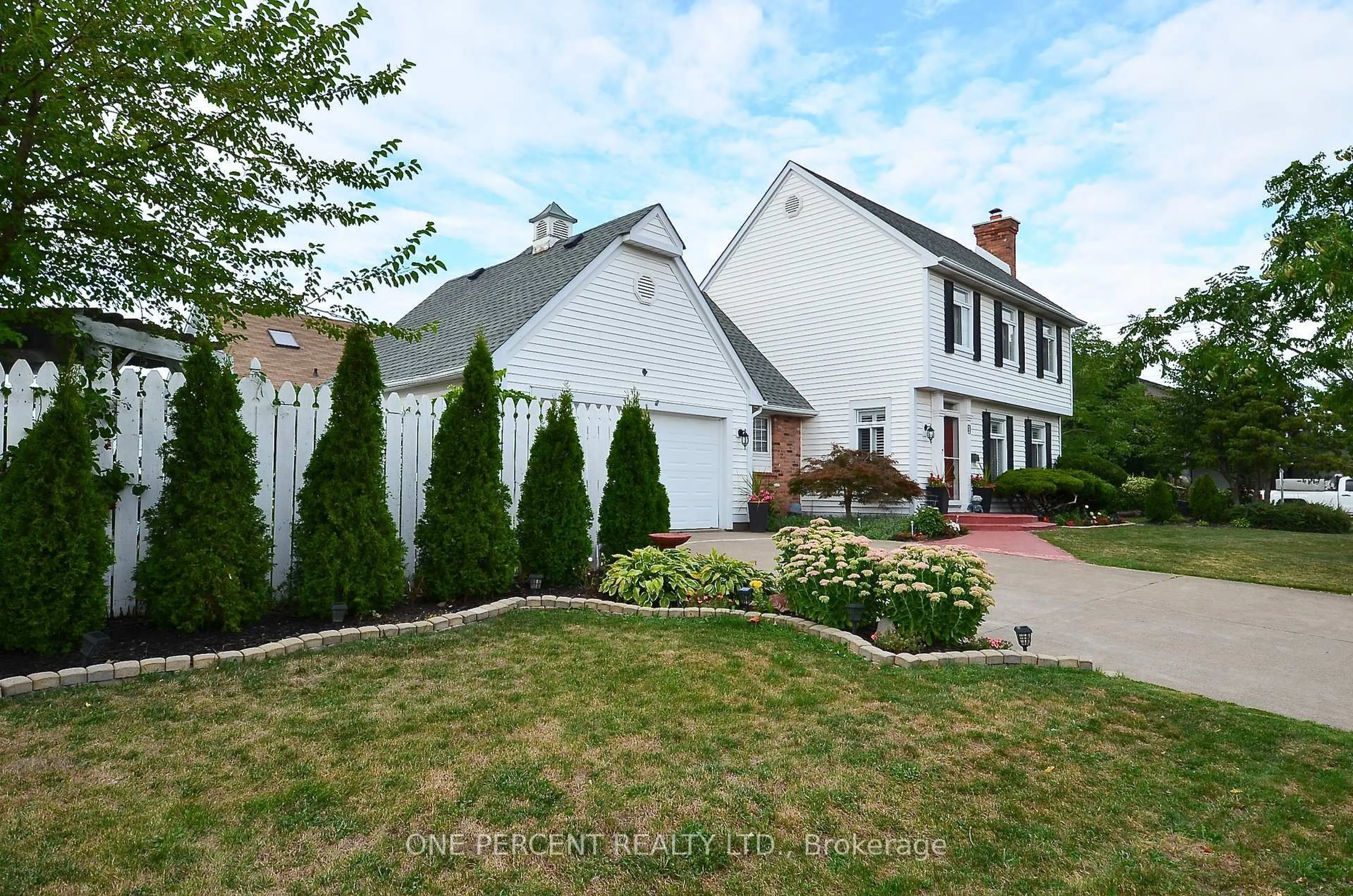 Home with brick exterior material, street for 1 Dunbar Cres, St. Catharines Ontario L2W 1A6