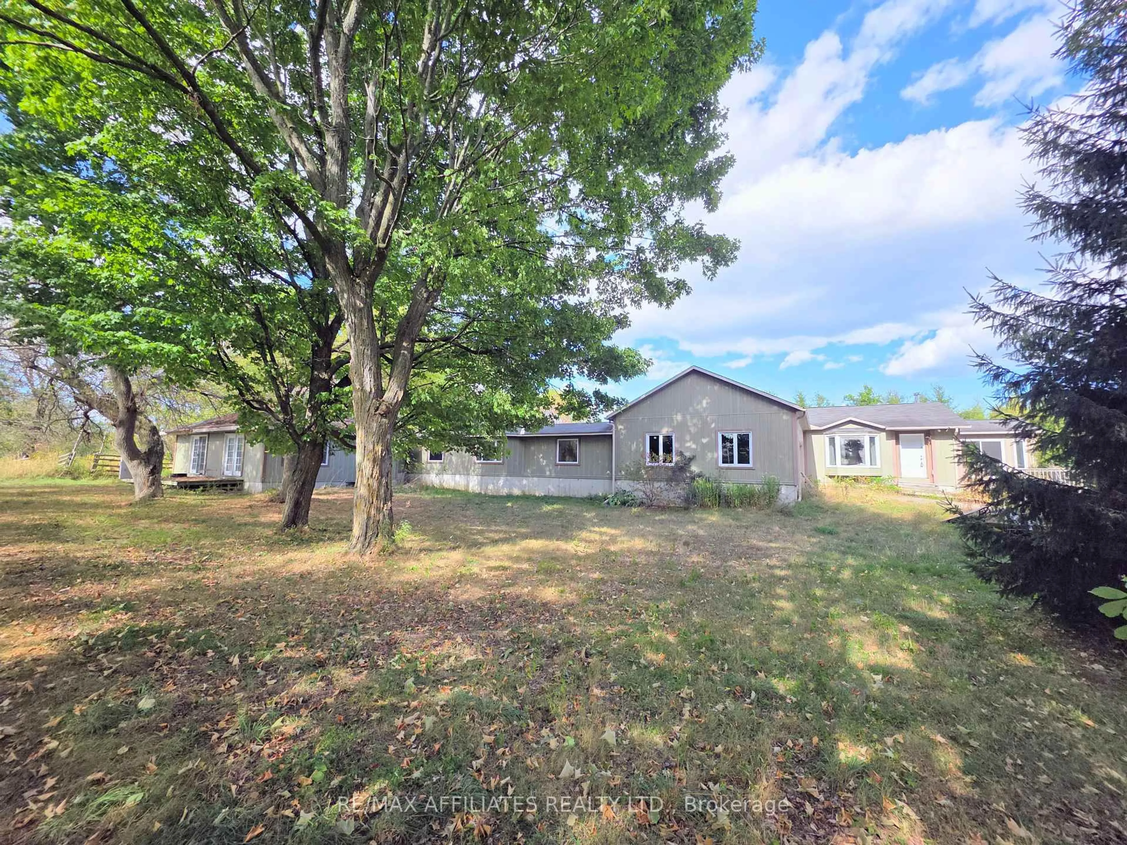 A pic from outside/outdoor area/front of a property/back of a property/a pic from drone, street for 422 Kitley Line 3 Rd, Elizabethtown-Kitley Ontario K0E 1Y0