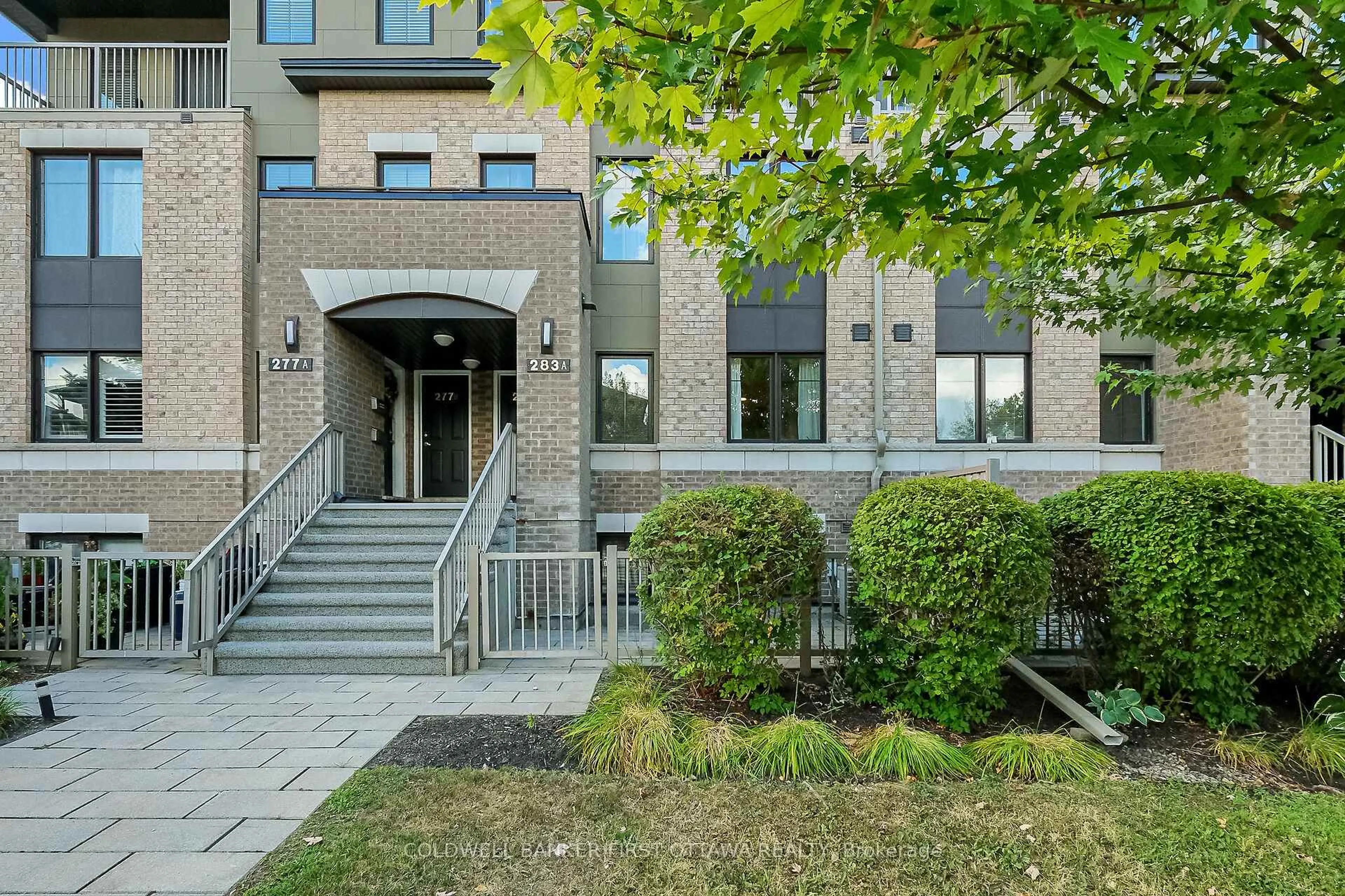 Unknown for 283 Titanium Private #A, Ottawa Ontario K1C 0A5