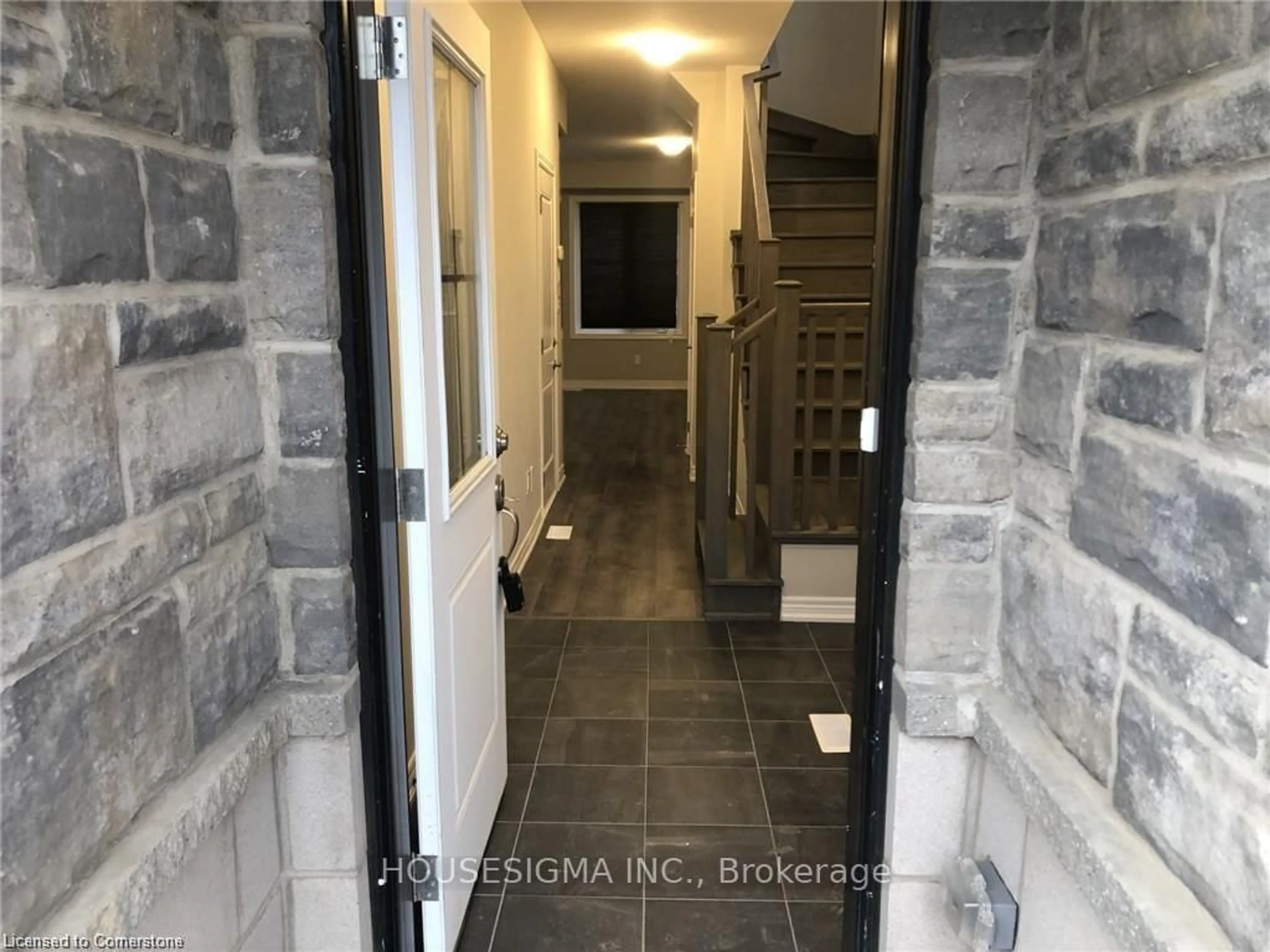 Indoor entryway for 30 MIA Dr #6, Hamilton Ontario L9B 0K1