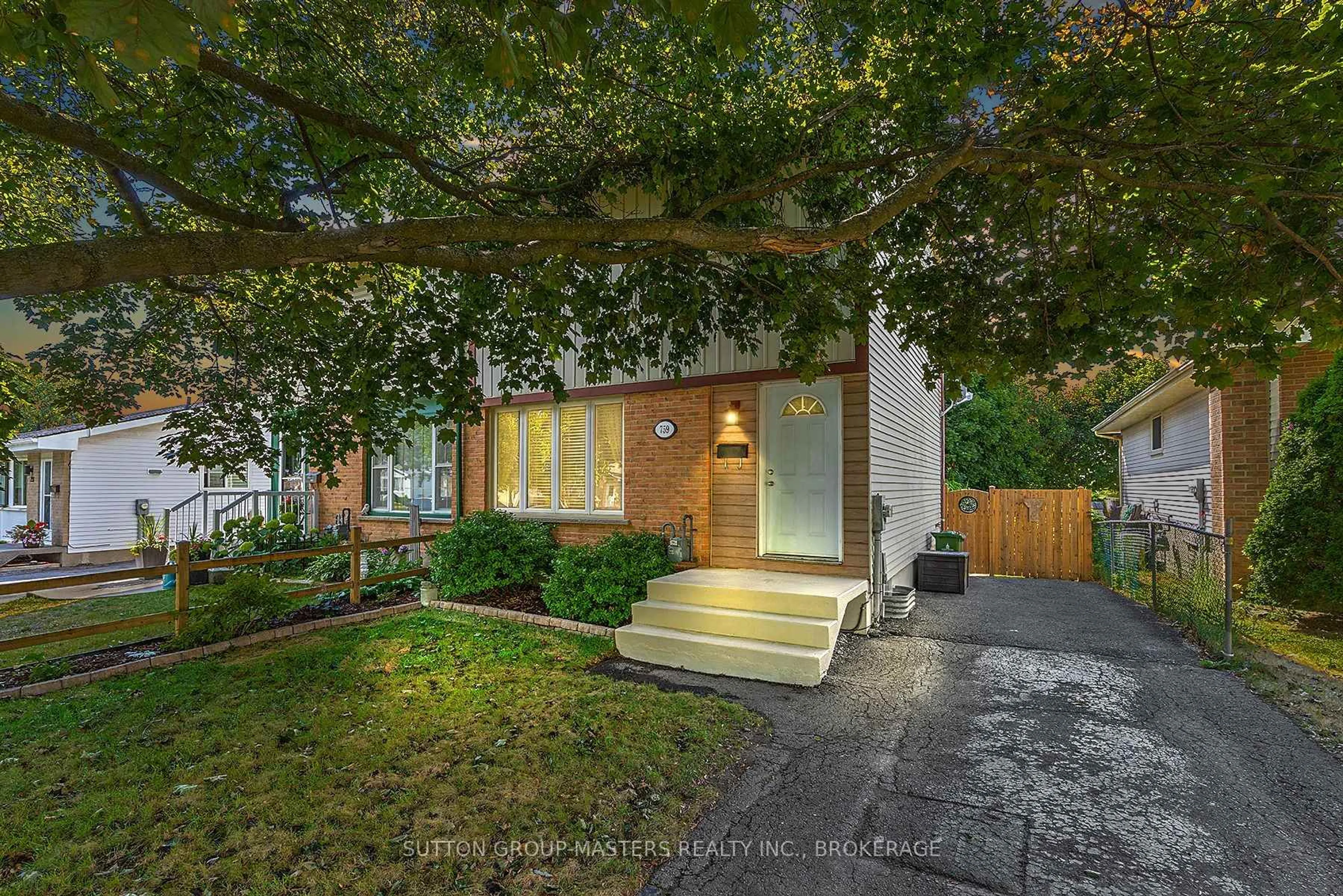 Unknown for 759 Somerset Cres, Kingston Ontario K7P 1G3