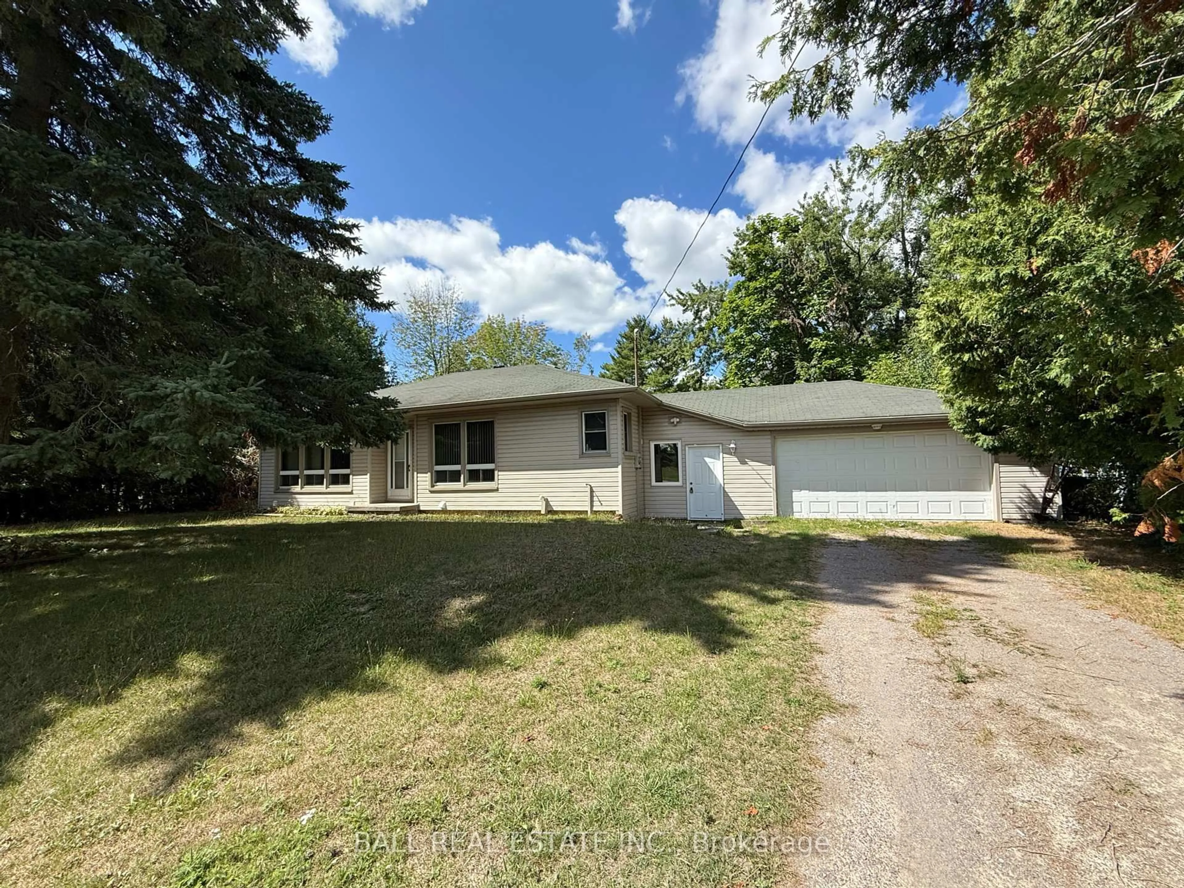 A pic from outside/outdoor area/front of a property/back of a property/a pic from drone, street for 3017 Lakefield Rd, Selwyn Ontario K0L 2H0