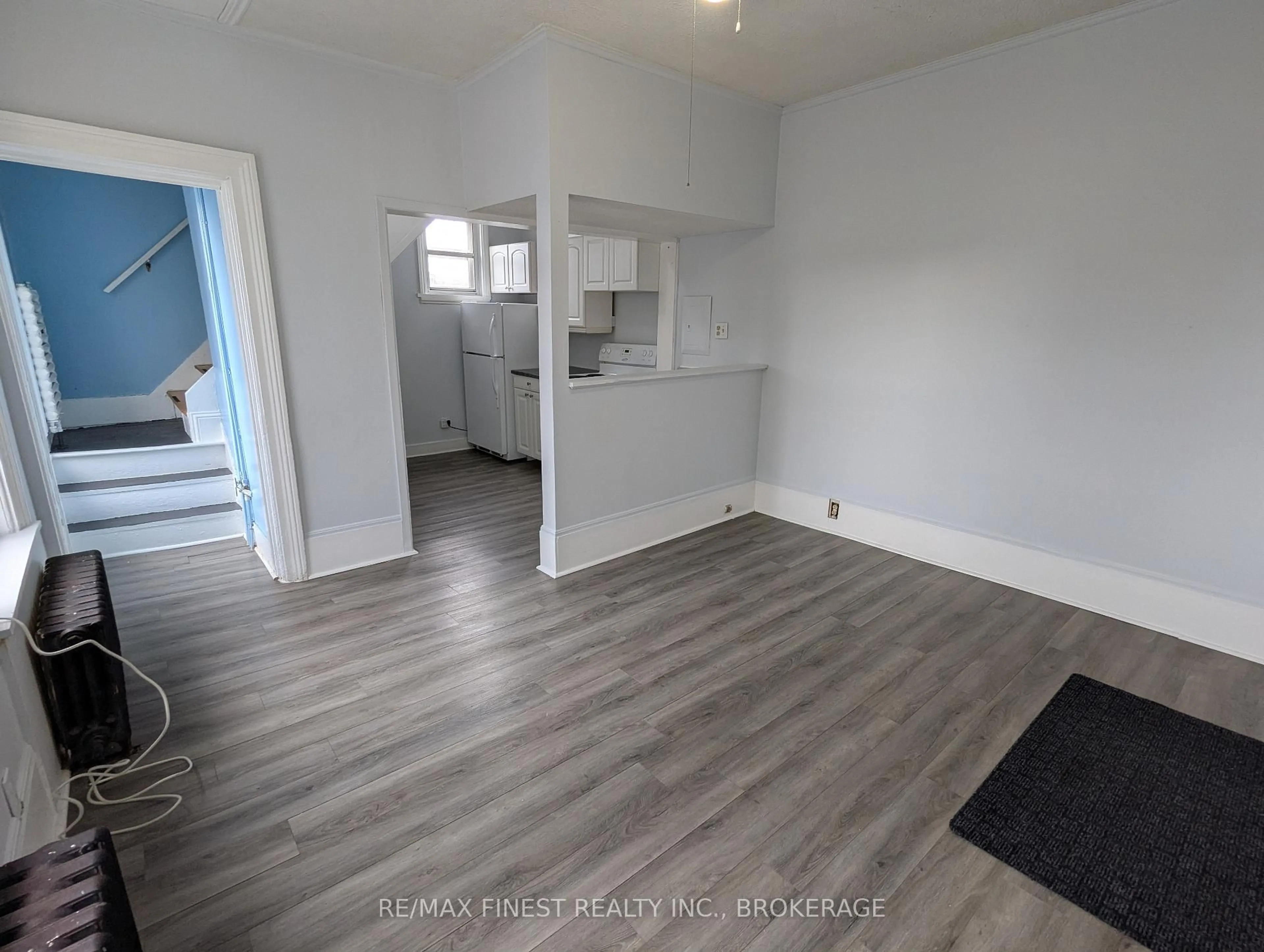 A pic of a room for 11 Bridge St #west, Greater Napanee Ontario K7R 2C2