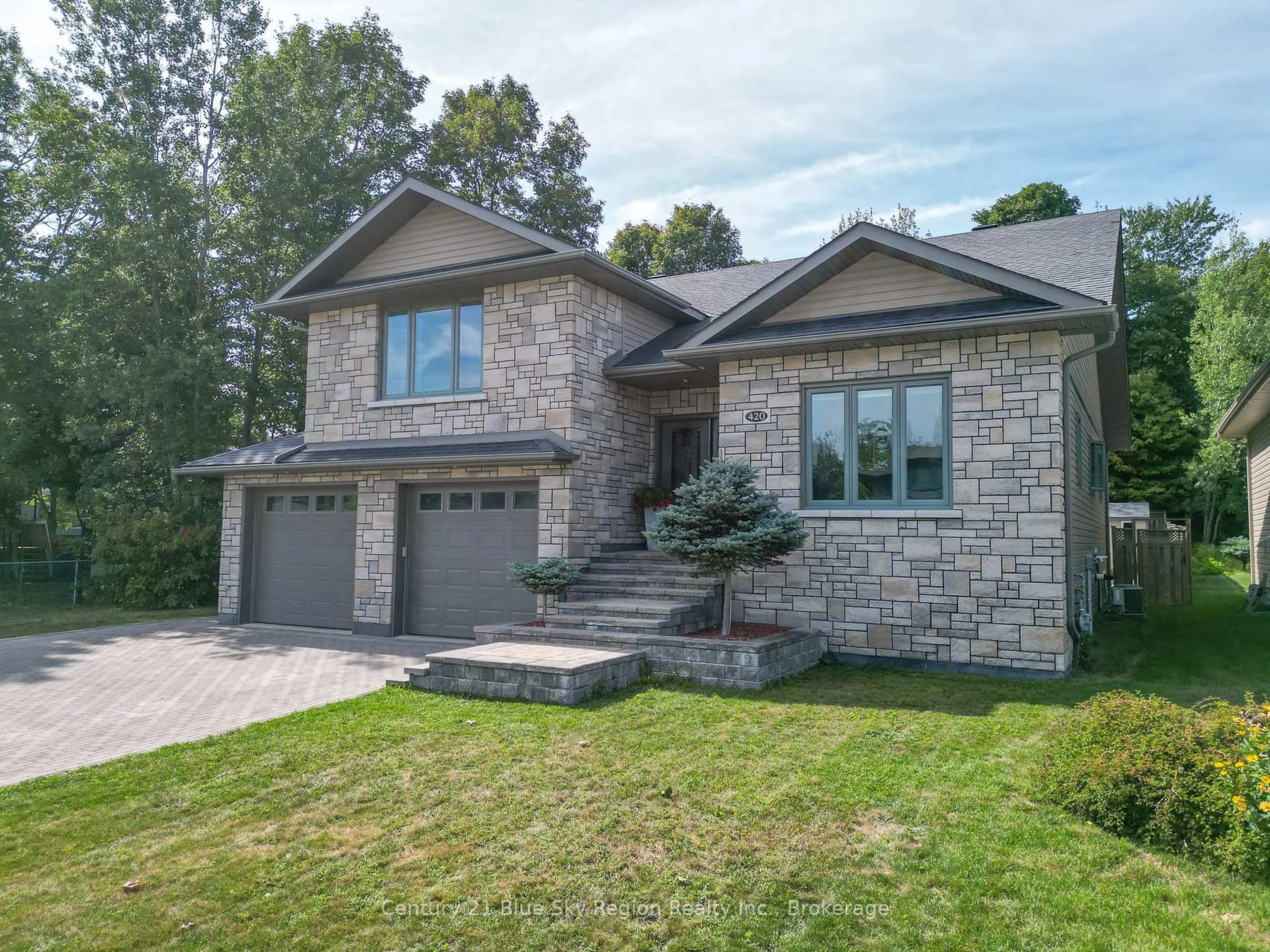Home with brick exterior material, street for 420 Pearce St, North Bay Ontario P1C 1M8