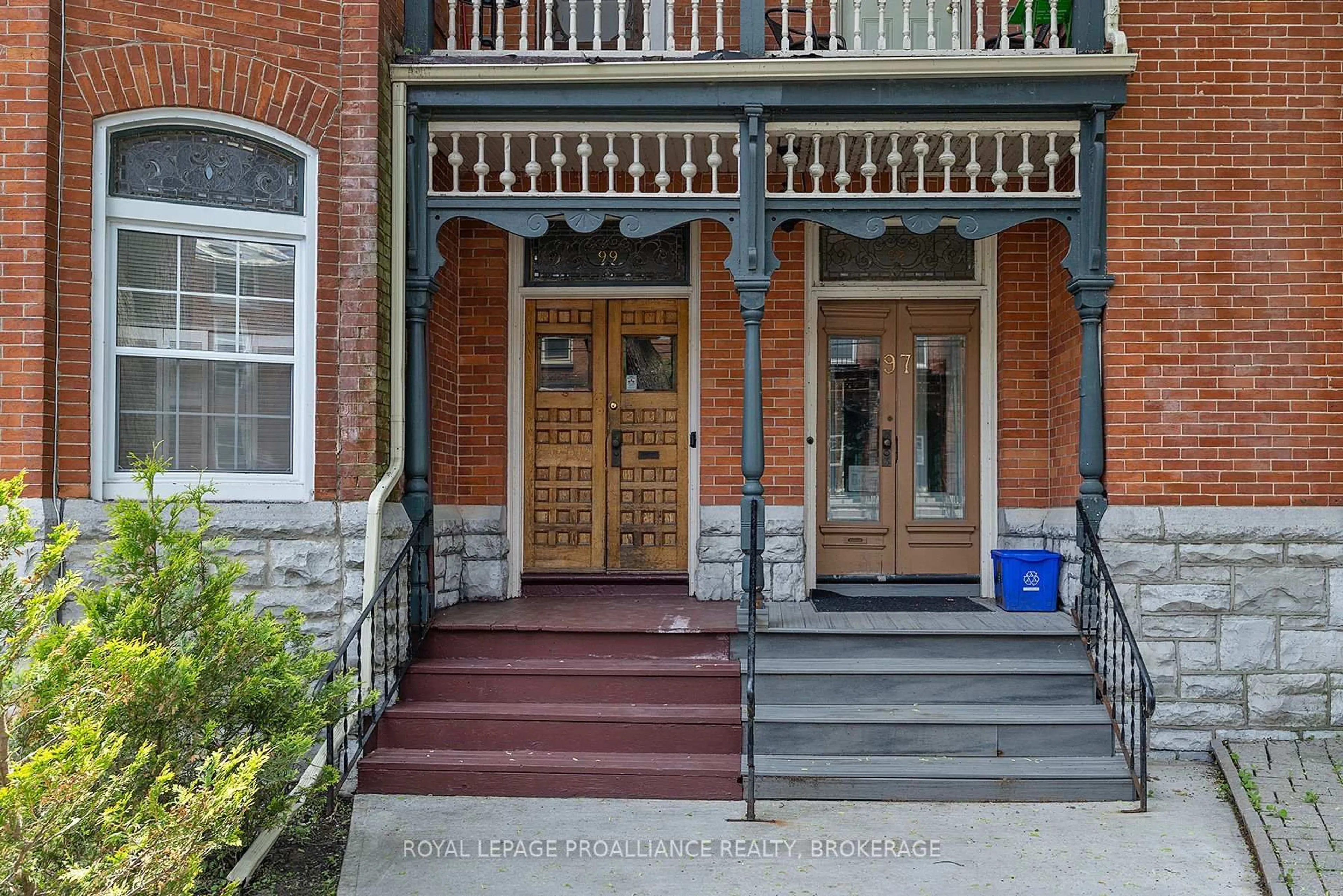 Unknown for 99 Bagot St, Kingston Ontario K7L 3E6
