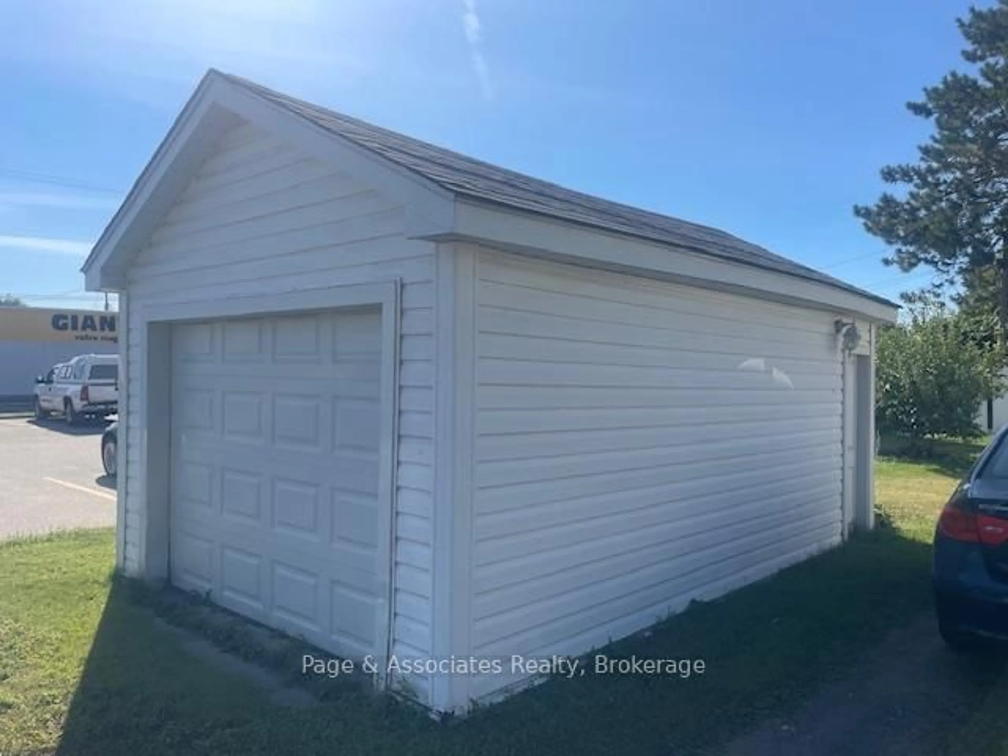 Indoor garage for 28 William St, West Nipissing Ontario P2B 2A3