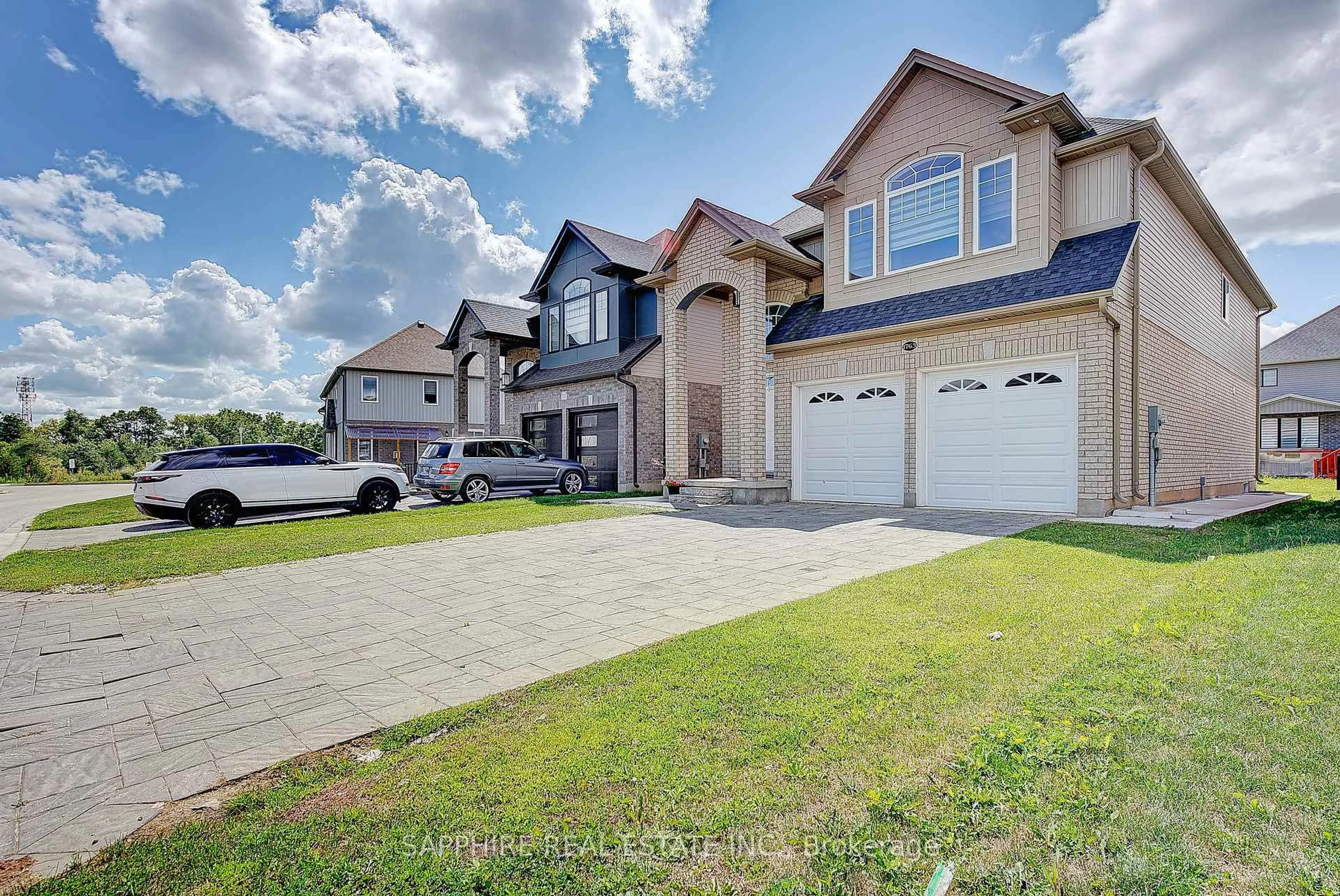 Home with vinyl exterior material, street for 1763 Owen Lane, London North Ontario N6G 0W2