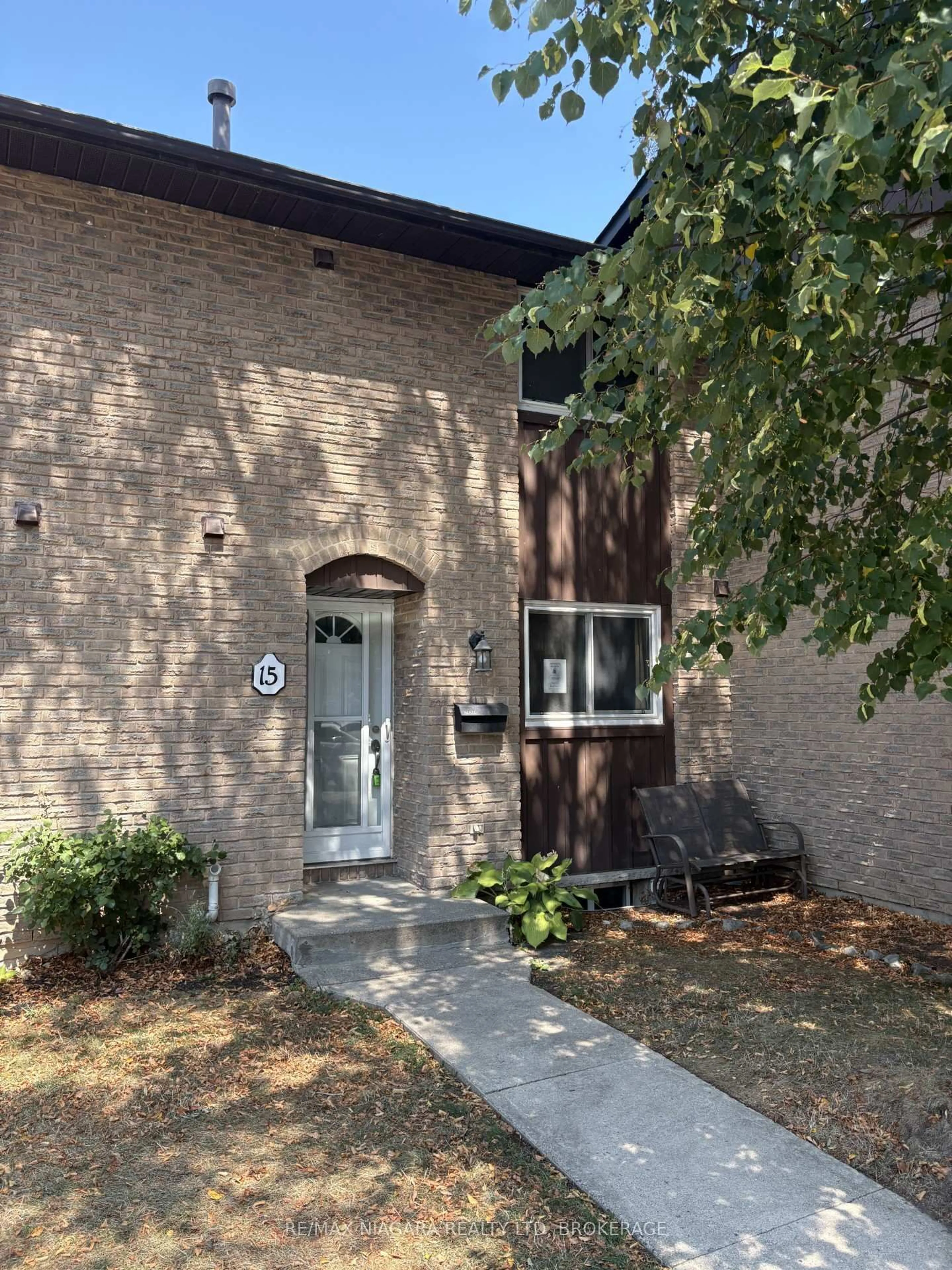 Unknown for 151 Linwell Rd #15, St. Catharines Ontario L2N 6P3