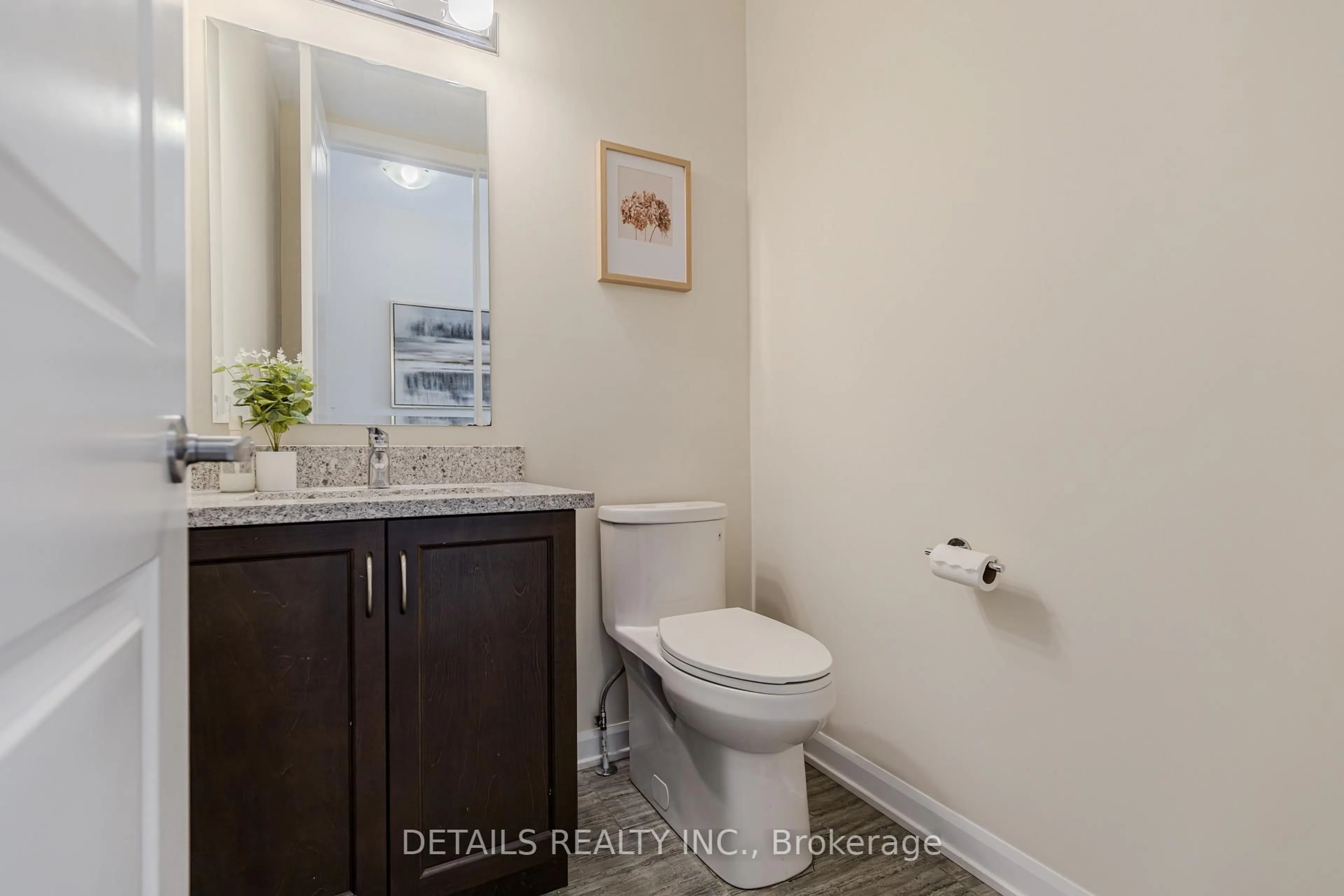Standard bathroom, ceramic/tile floor for 2602 River Mist Rd, Ottawa Ontario K2J 6W2