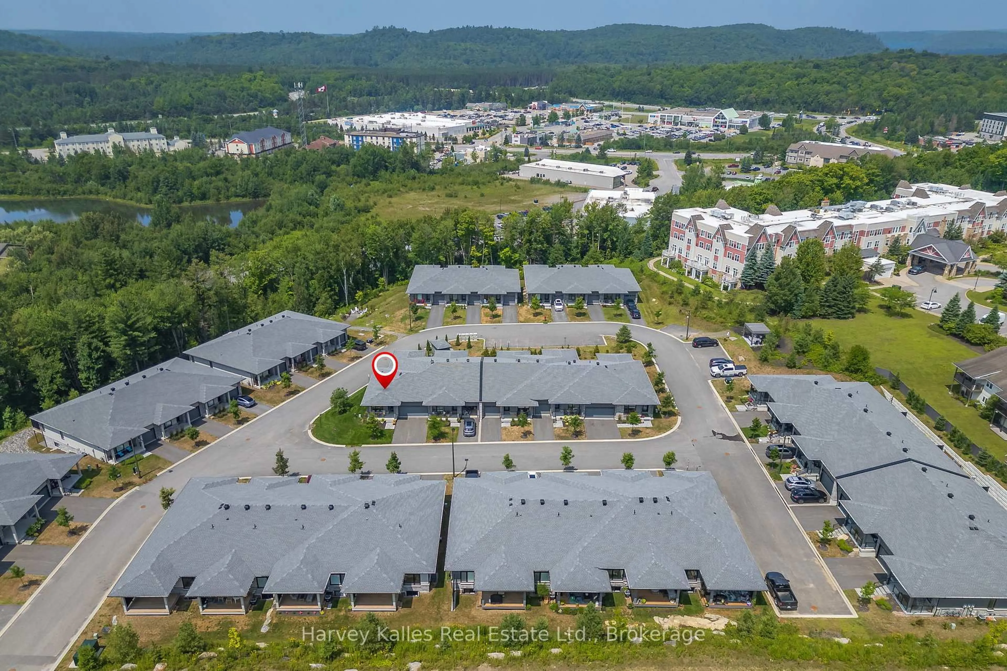 A pic from outside/outdoor area/front of a property/back of a property/a pic from drone, mountain view for 5 Blue Birch Lane, Huntsville Ontario P1H 0G4