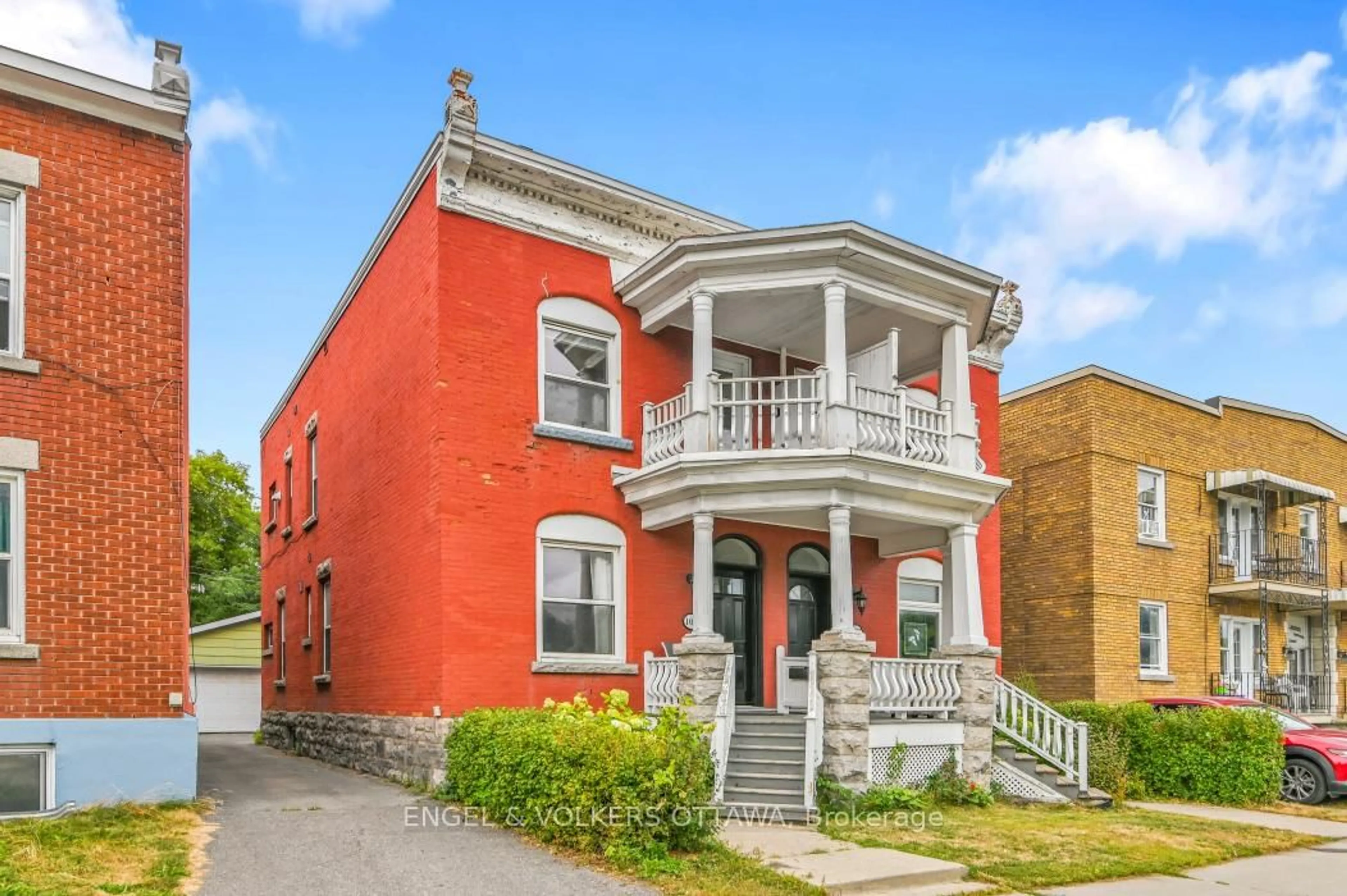 Home with brick exterior material, street for 104 King Edward Ave, Ottawa Ontario K1N 7K8