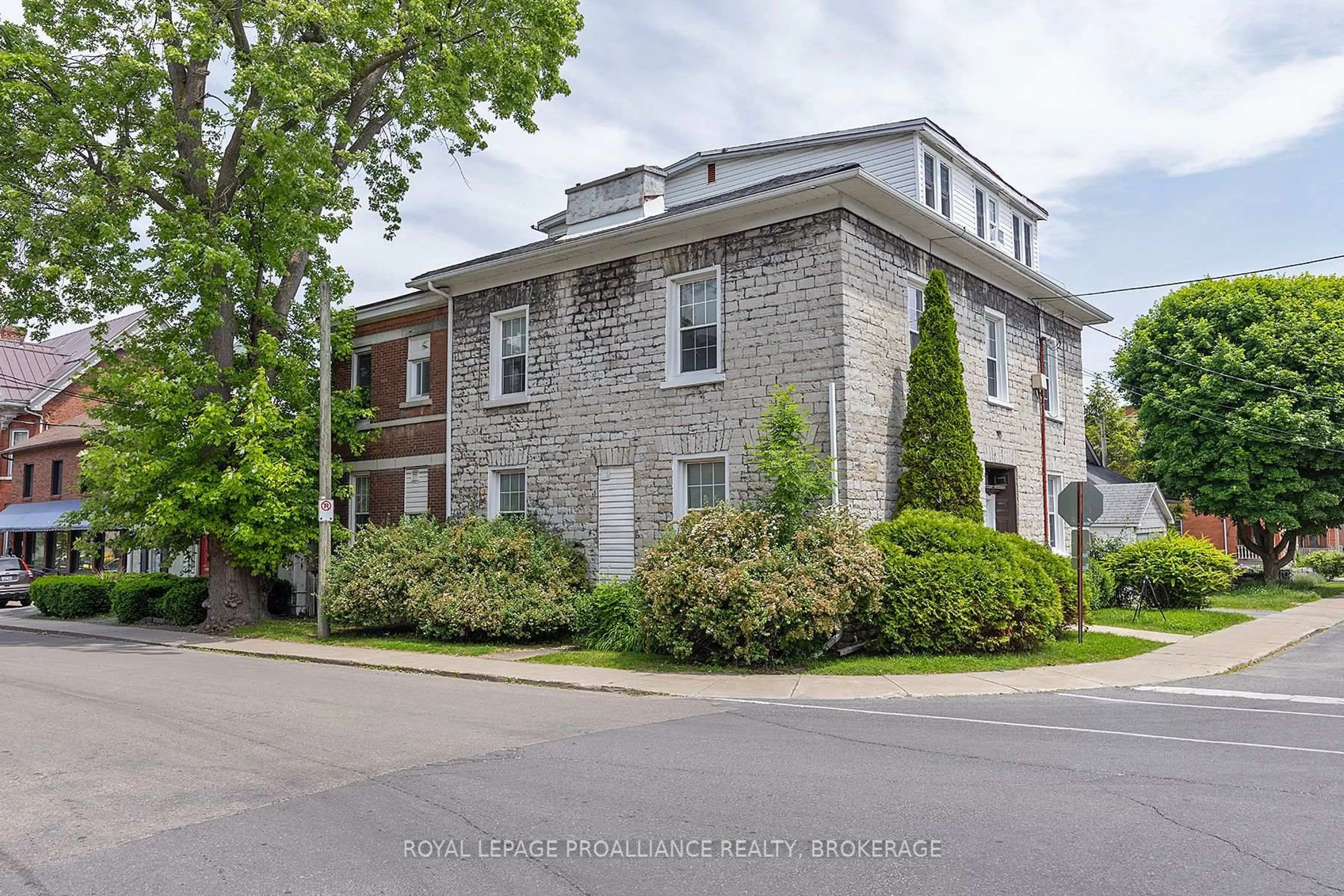 Home with brick exterior material, street for 63 William St, Kingston Ontario K7L 2C3