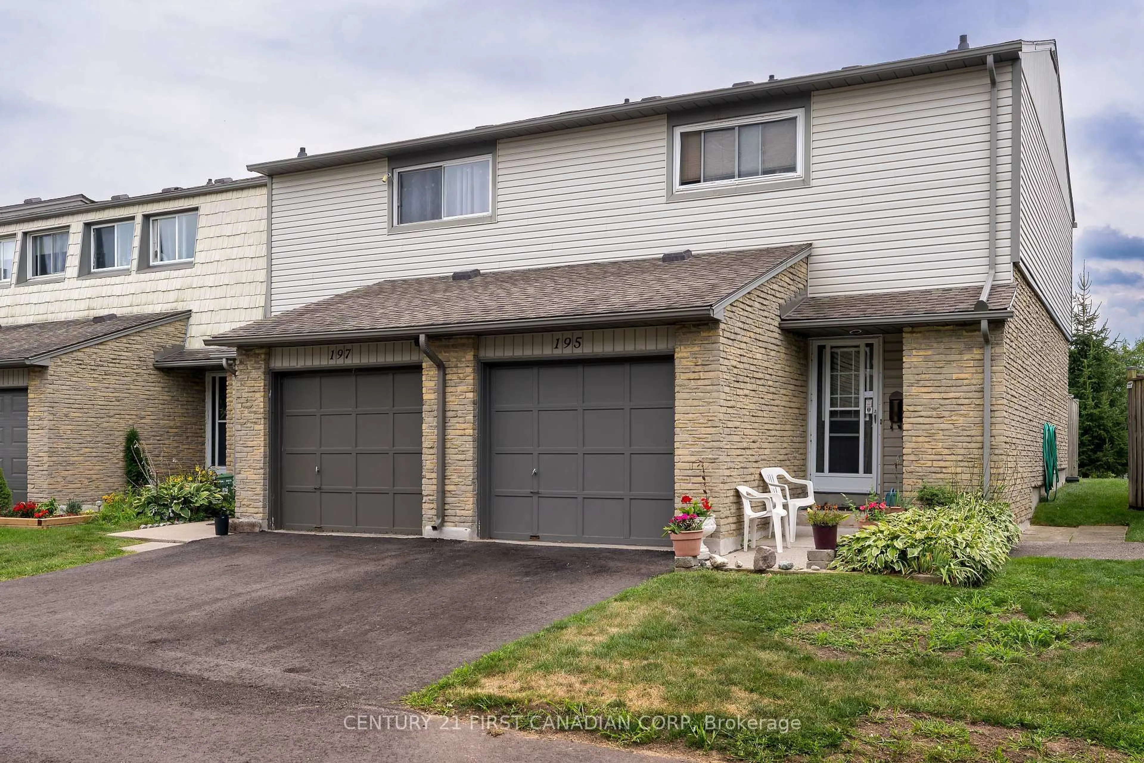 Unknown for 195 Deveron Cres, London South Ontario N5Z 4J7