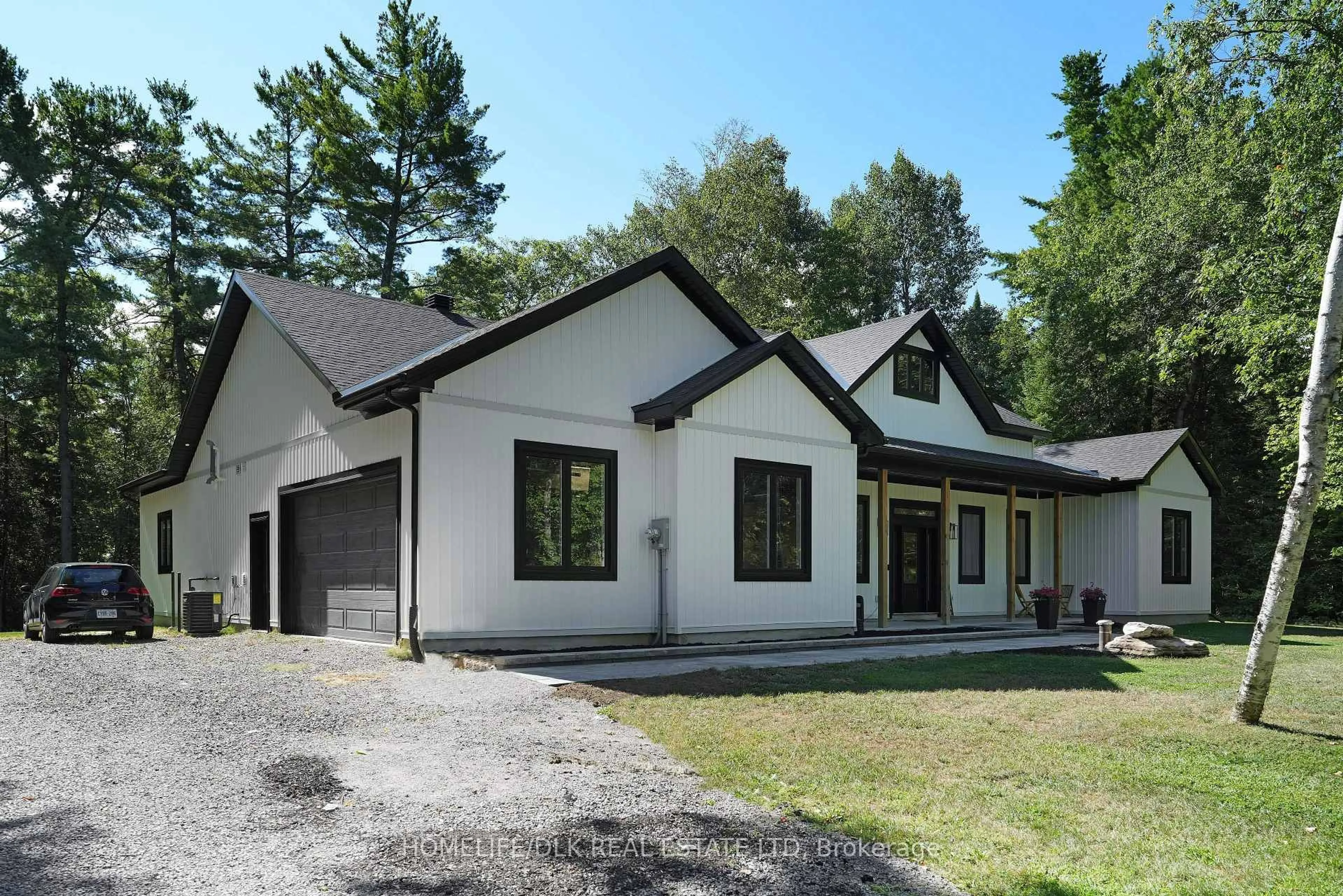 Home with vinyl exterior material, unknown for 201 Bracken Ave, Smiths Falls Ontario K7A 4S4