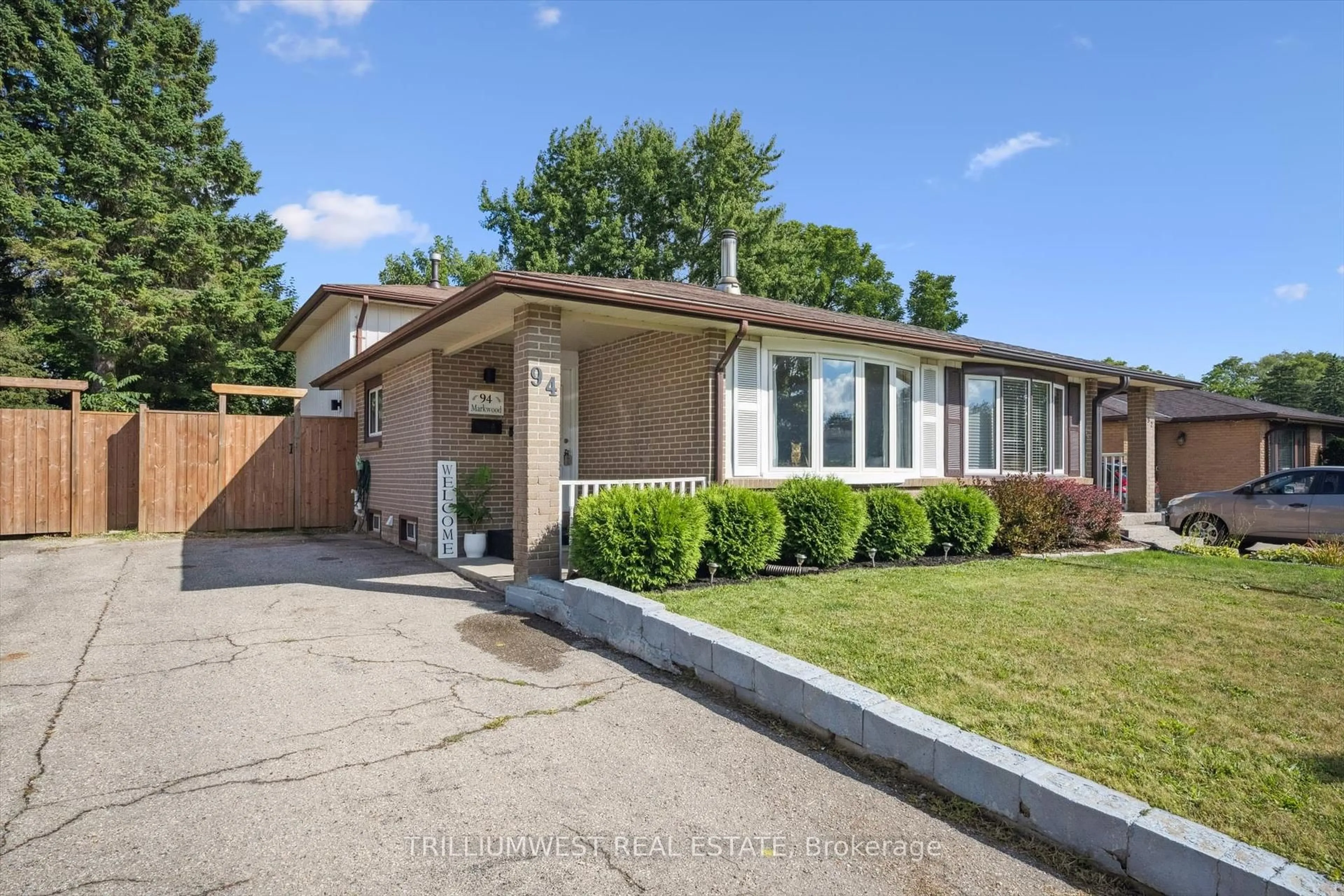 Home with vinyl exterior material, street for 94 Markwood Dr, Kitchener Ontario N2M 2H6