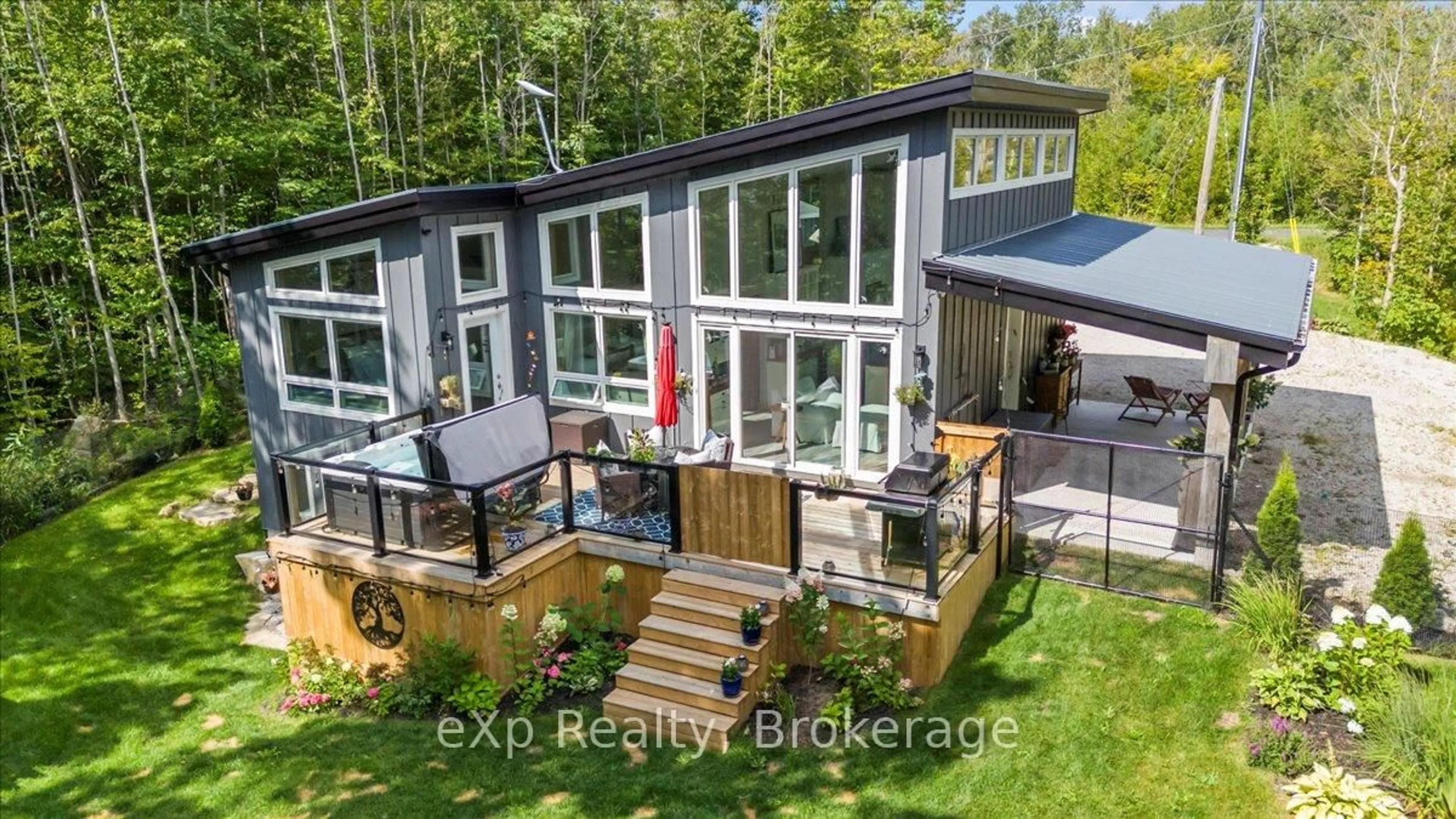 A pic from outside/outdoor area/front of a property/back of a property/a pic from drone, unknown for 78 Maple Dr, Northern Bruce Peninsula Ontario N0H 1Z0