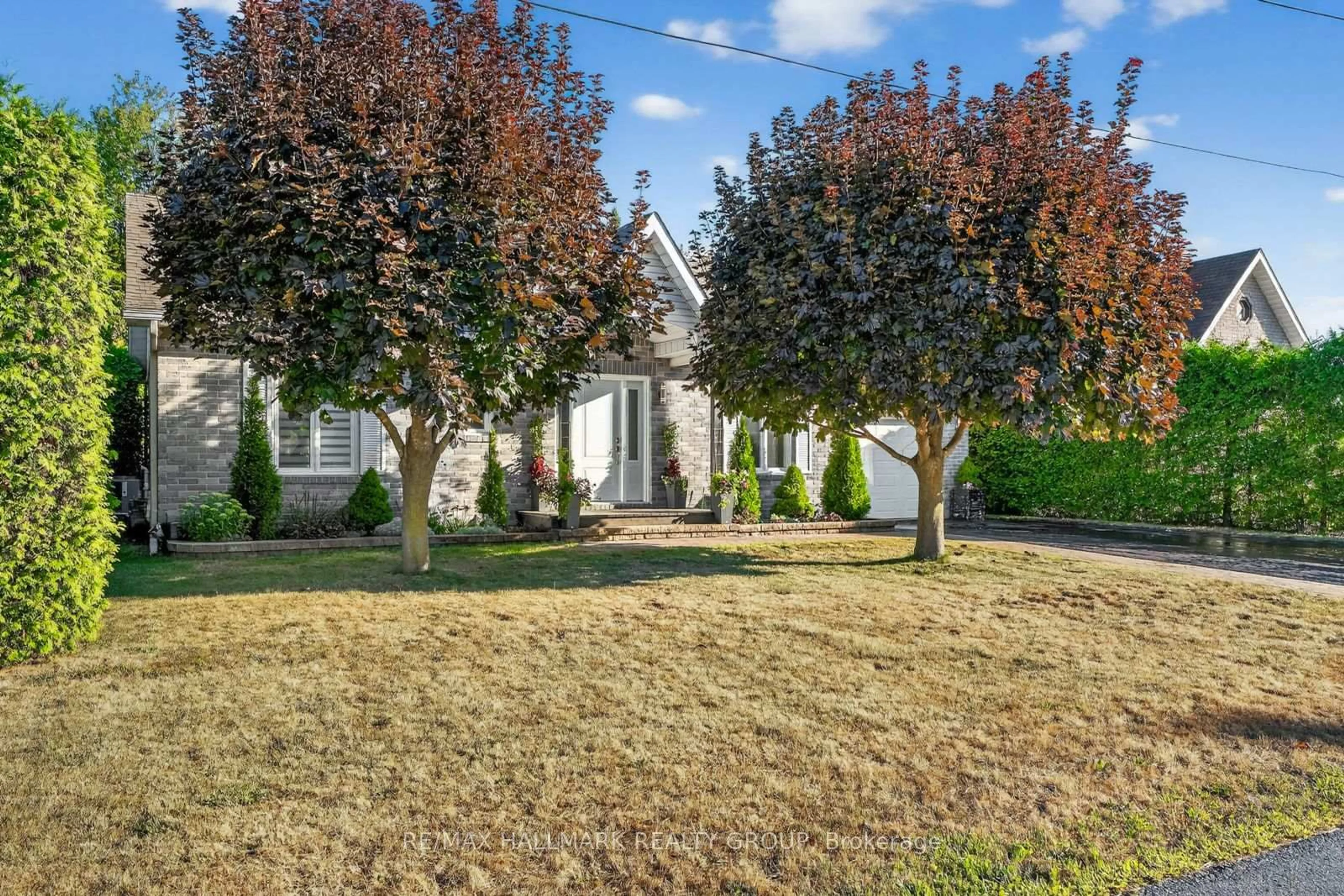 A pic from outside/outdoor area/front of a property/back of a property/a pic from drone, street for 26 Desnoyers St, Casselman Ontario K0A 1M0