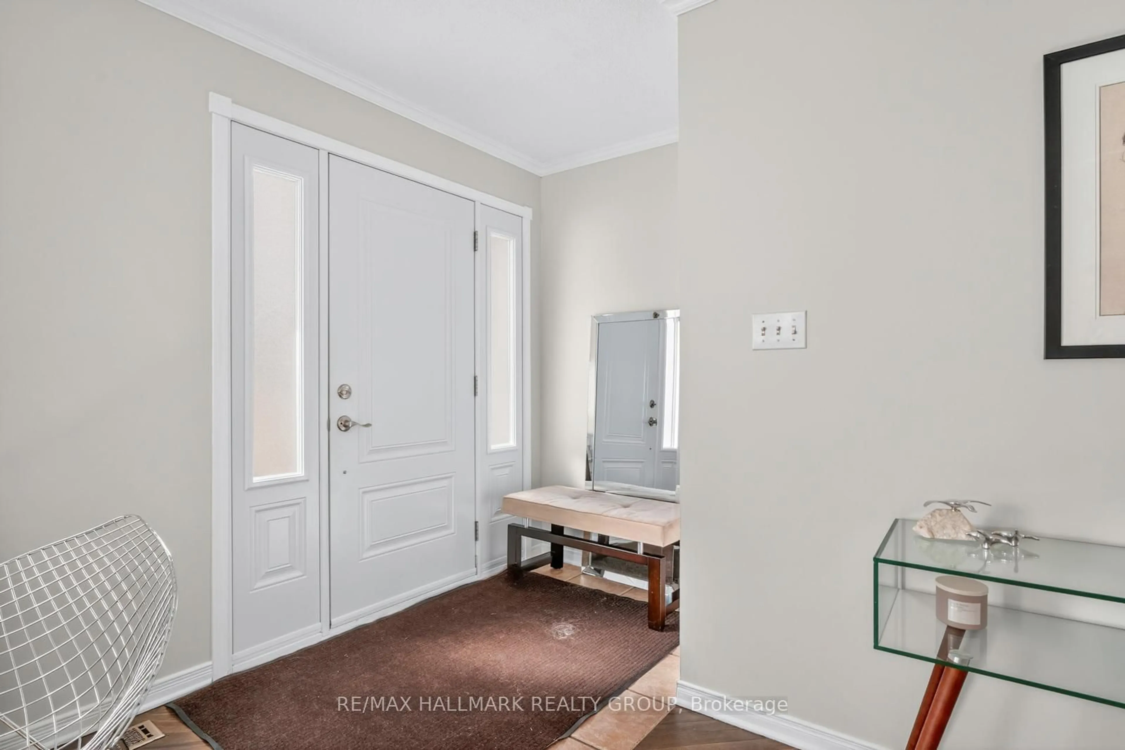 Indoor entryway for 26 Desnoyers St, Casselman Ontario K0A 1M0