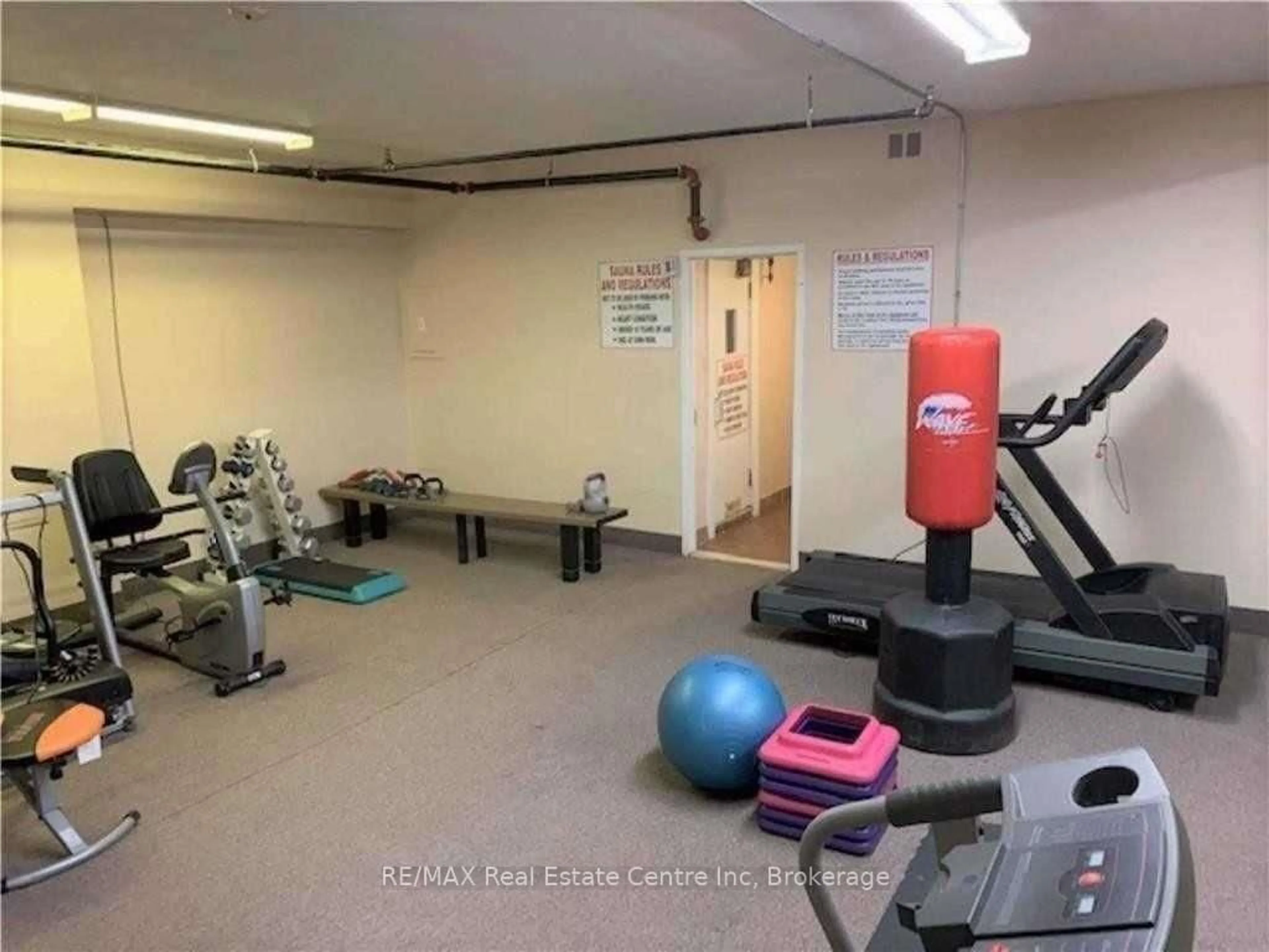 Gym or fitness room for 15 Albright Rd #17, Hamilton Ontario L8K 5J2