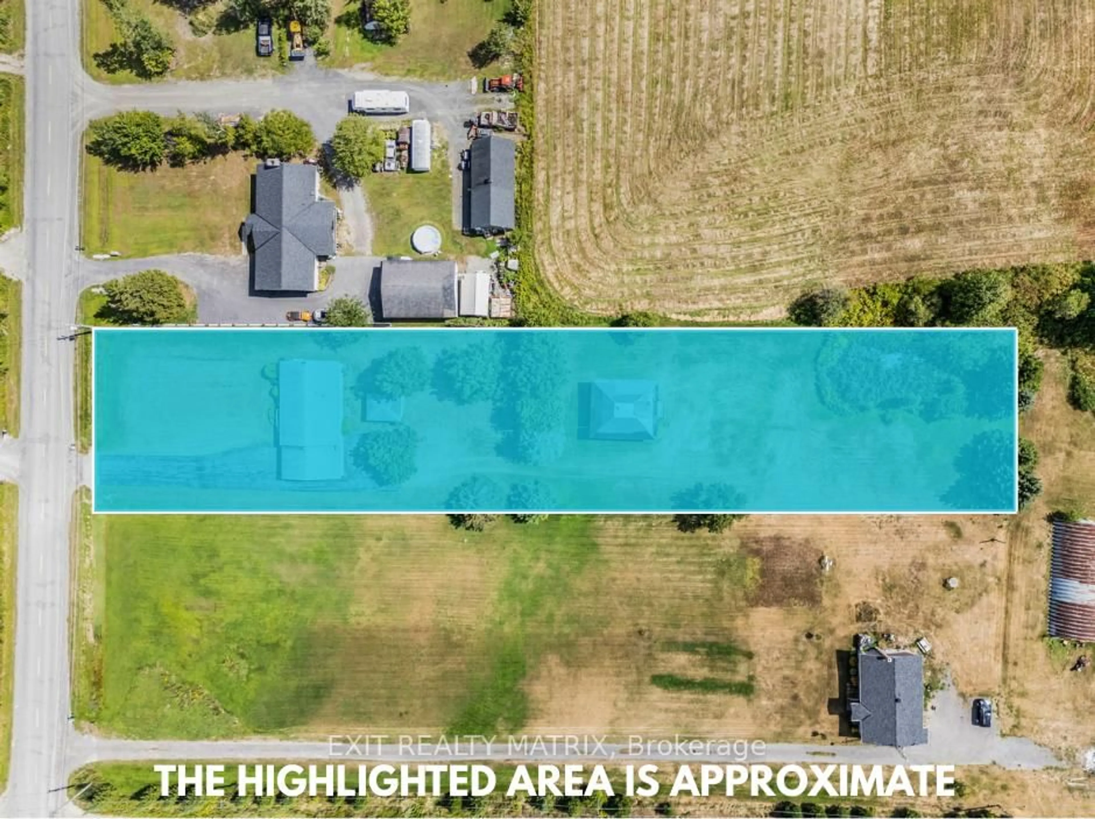 A pic from outside/outdoor area/front of a property/back of a property/a pic from drone, water/lake/river/ocean view for 3704 Pattee Rd, Champlain Ontario K6A 2R2