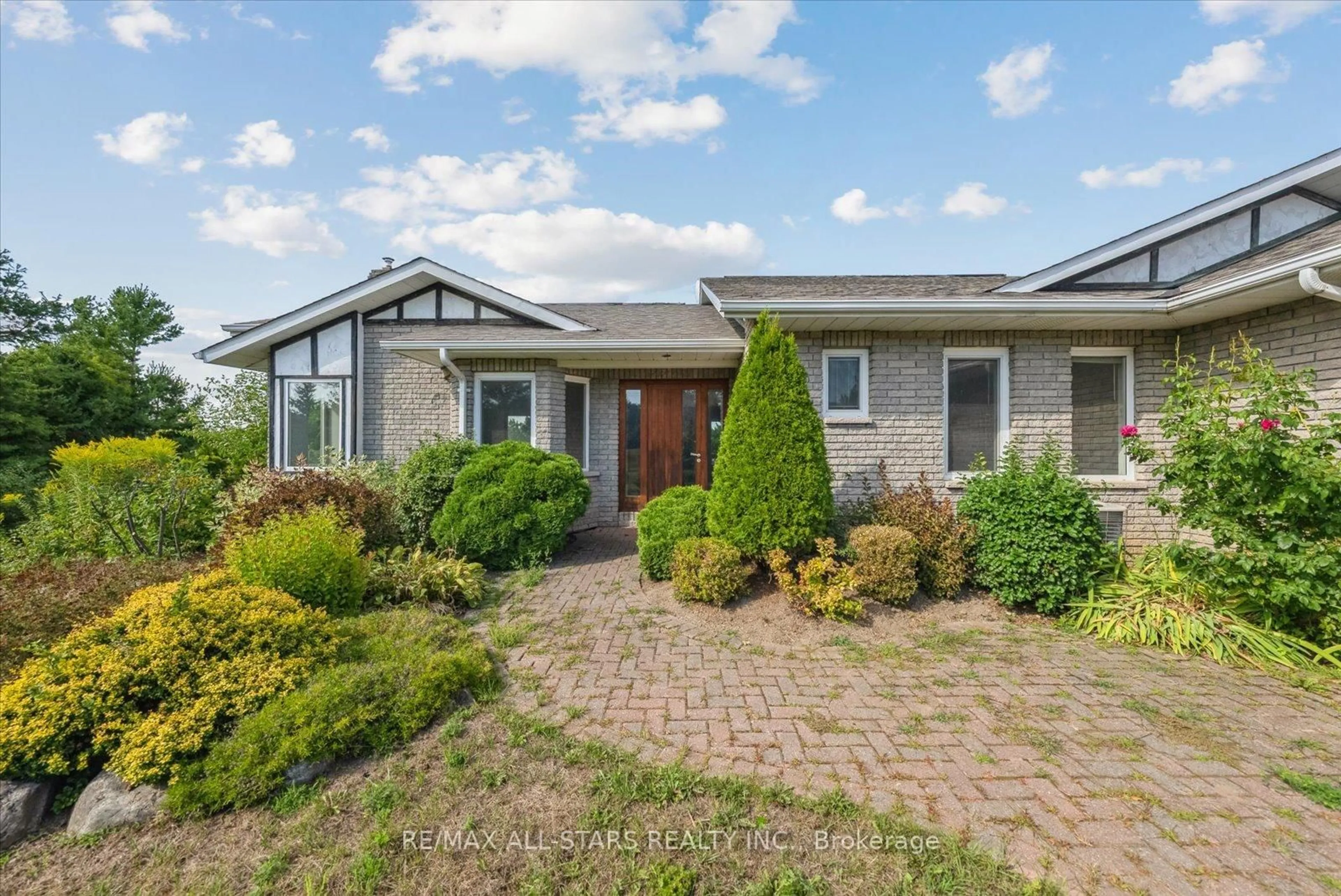Home with brick exterior material, street for 46 Forest Hill Dr, Hamilton Township Ontario K9A 0W4
