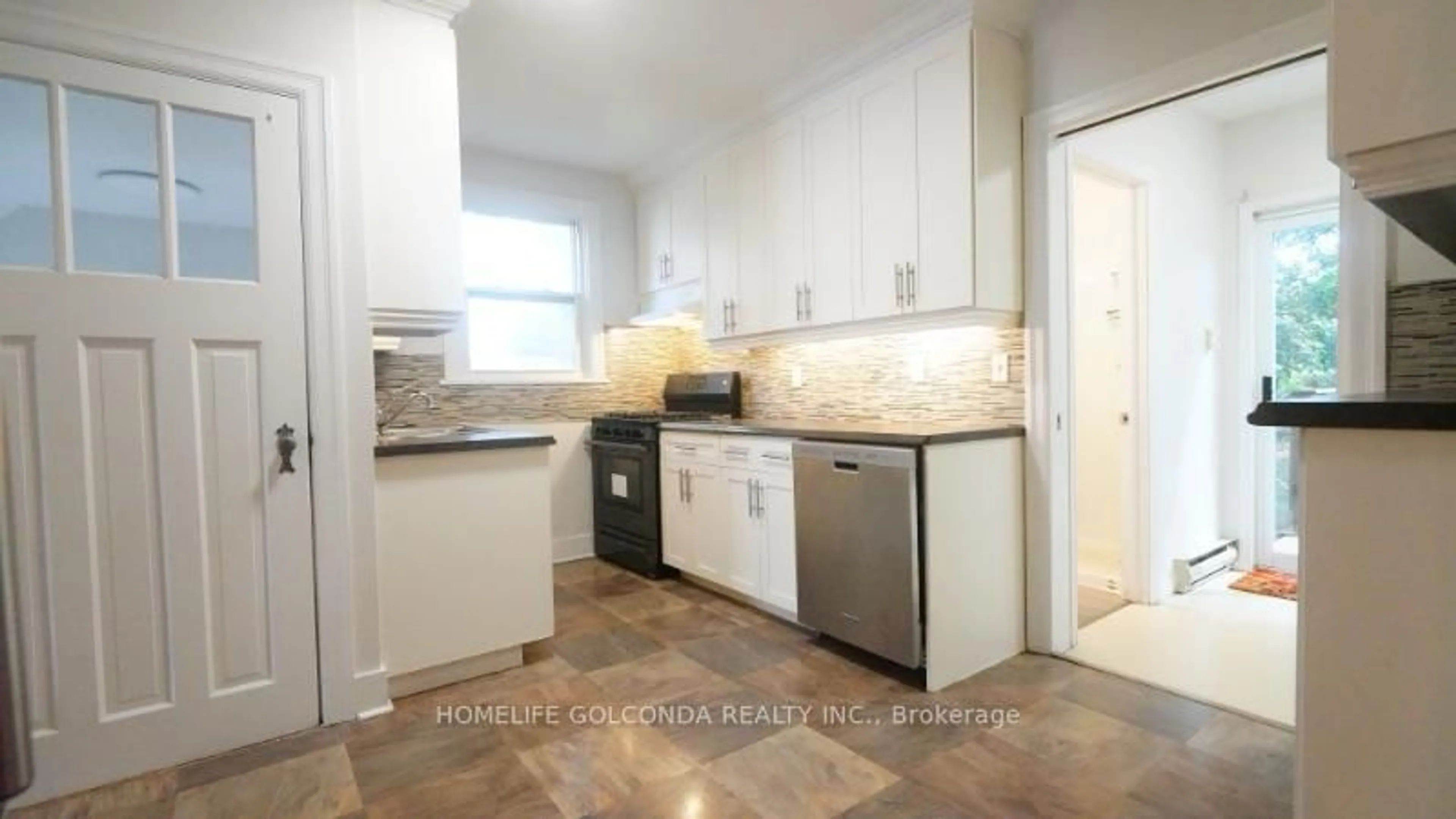 Standard kitchen, ceramic/tile floor for 5836 Highland Ave, Niagara Falls Ontario L2G 4X6
