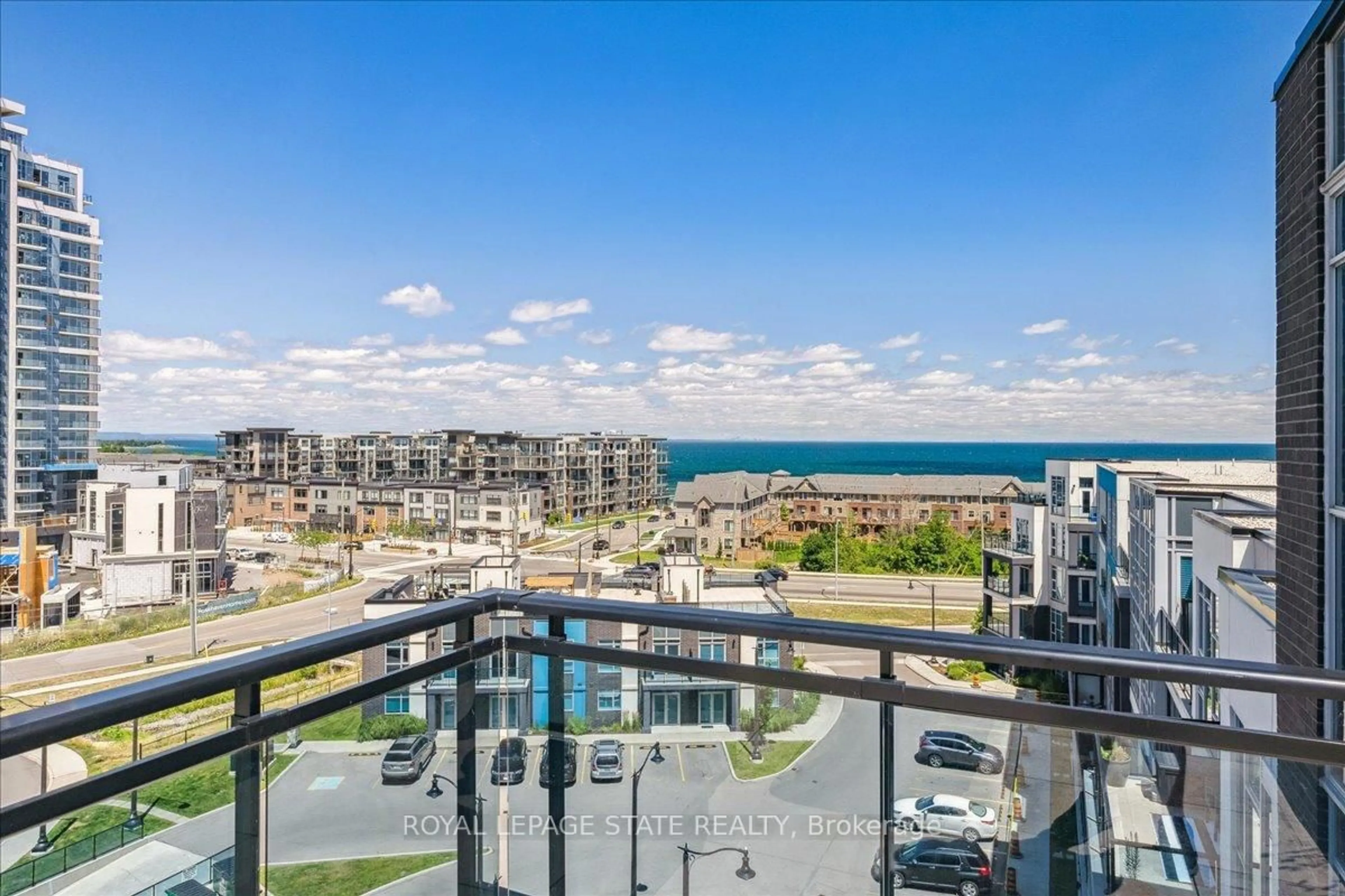 Balcony in the apartment, water/lake/river/ocean view for 10 Concord Pl #204, Grimsby Ontario L3M 0G6