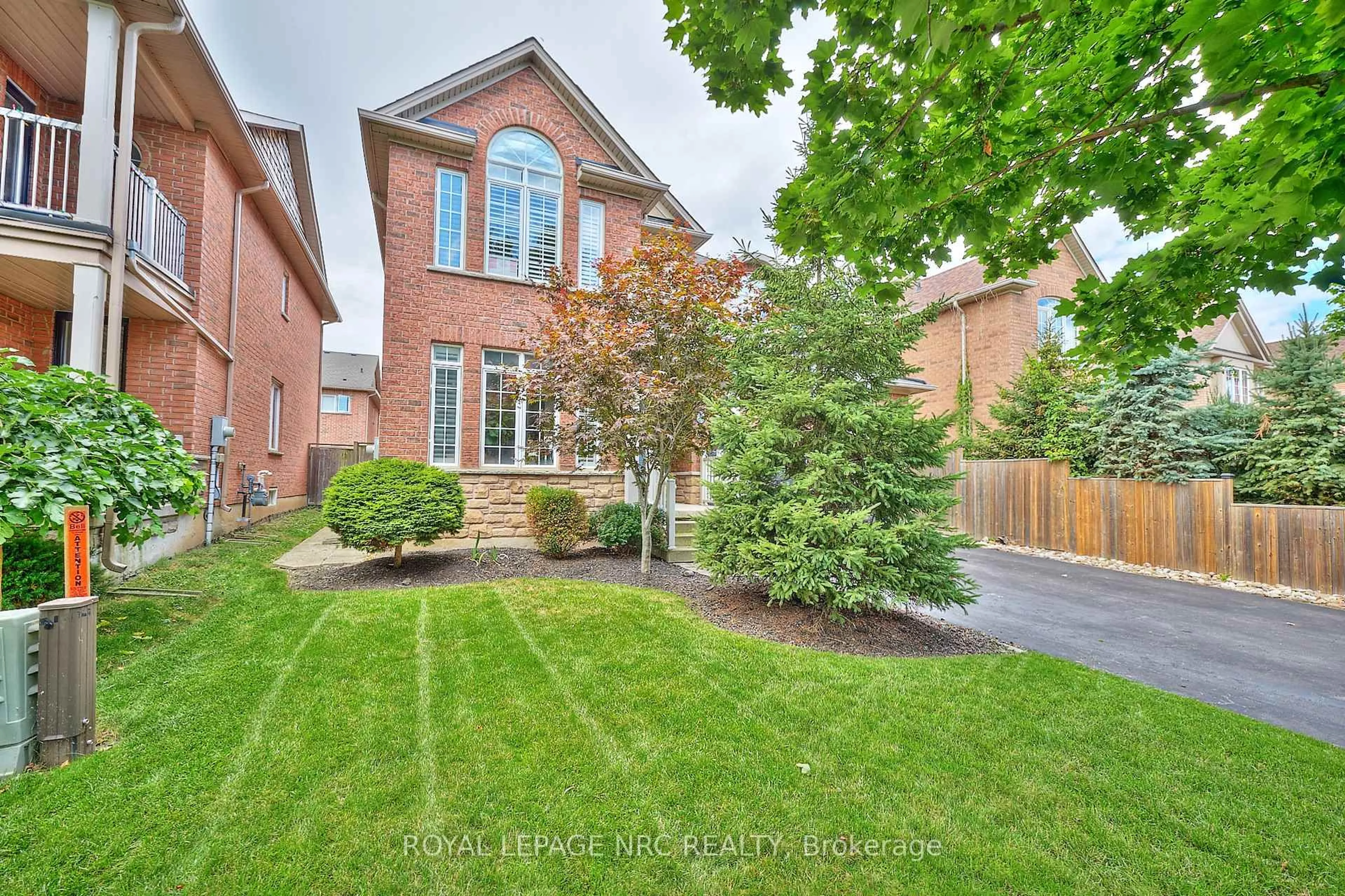 Home with brick exterior material, street for 27 Goldeye Dr, Hamilton Ontario L8E 6C2