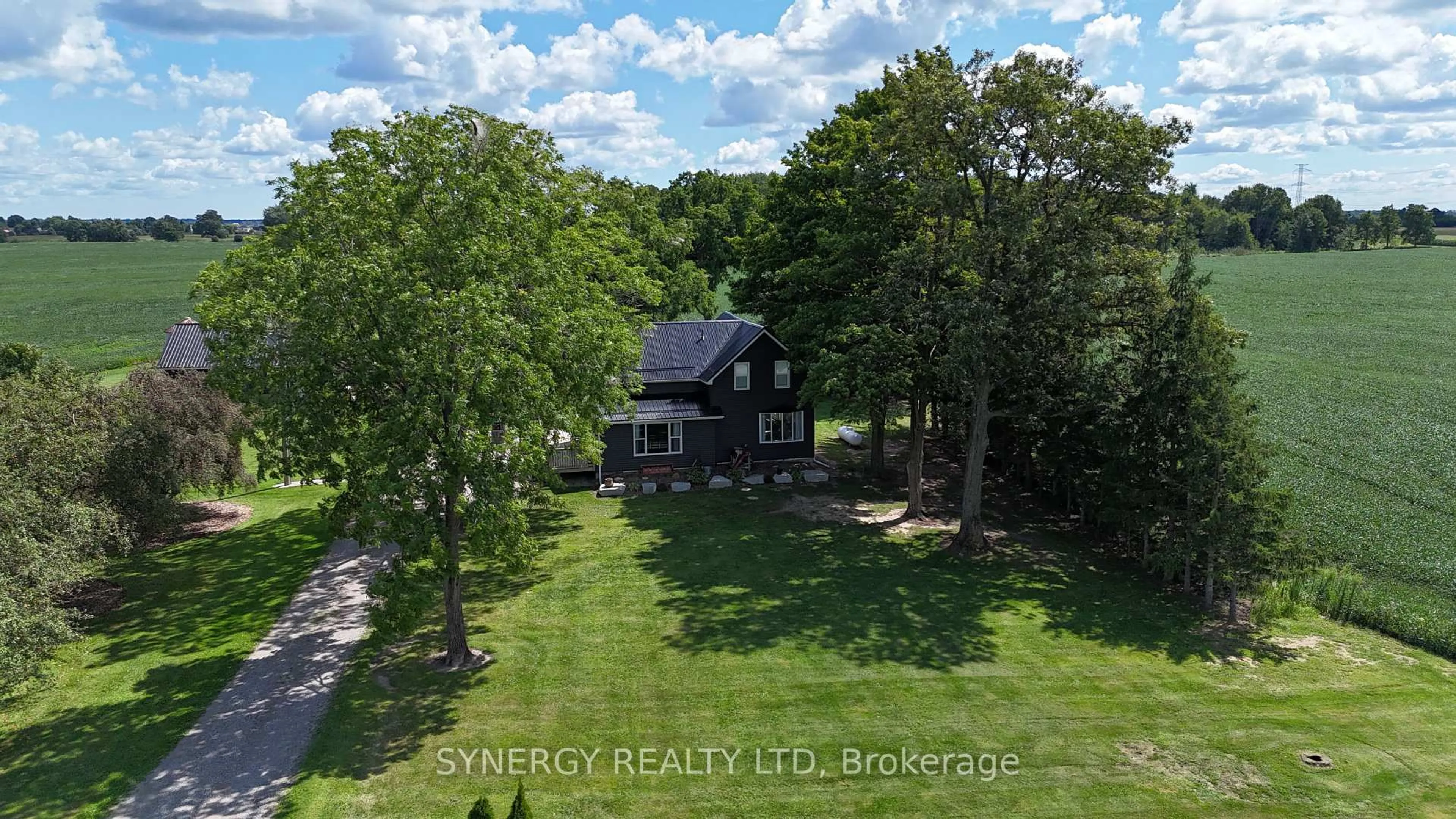 A pic from outside/outdoor area/front of a property/back of a property/a pic from drone, water/lake/river/ocean view for 6339 Irish Dr, Southwest Middlesex Ontario N0L 1T0