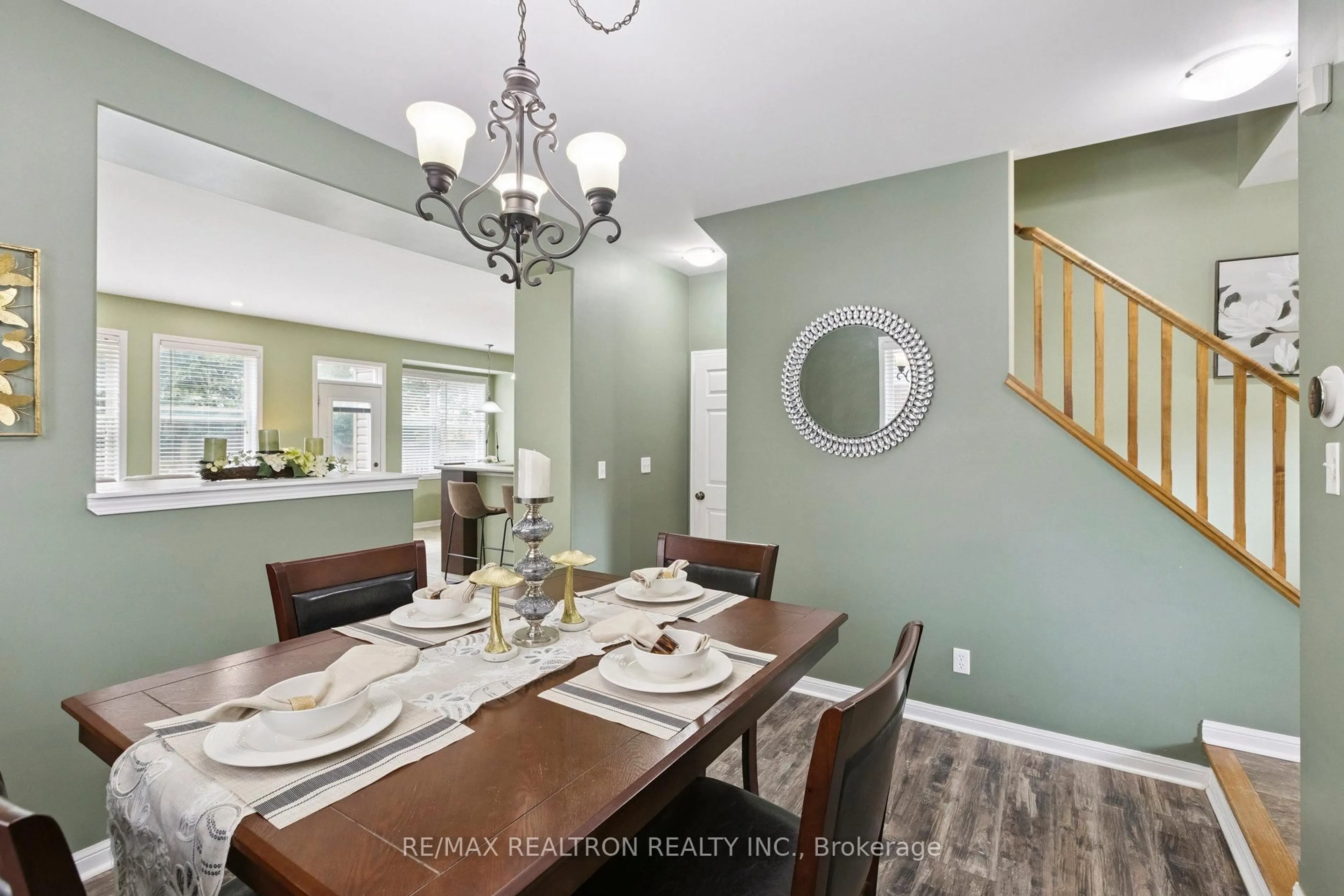 Dining room, ceramic/tile floor for 97 Coulthard Blvd, Cambridge Ontario N1T 2G1
