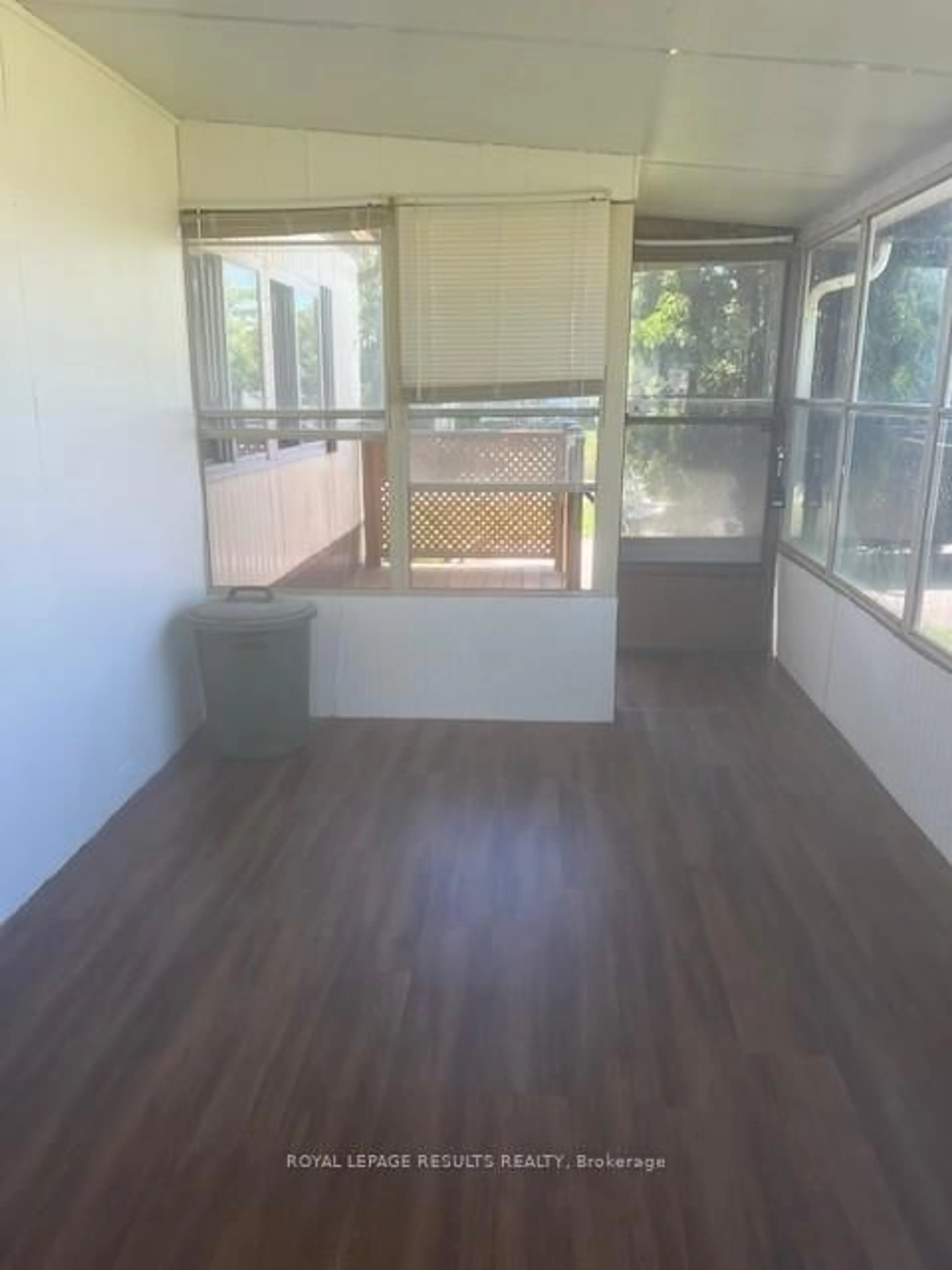 A pic of a room for 32 Pineview Ave, Malahide Ontario N0L 2J0